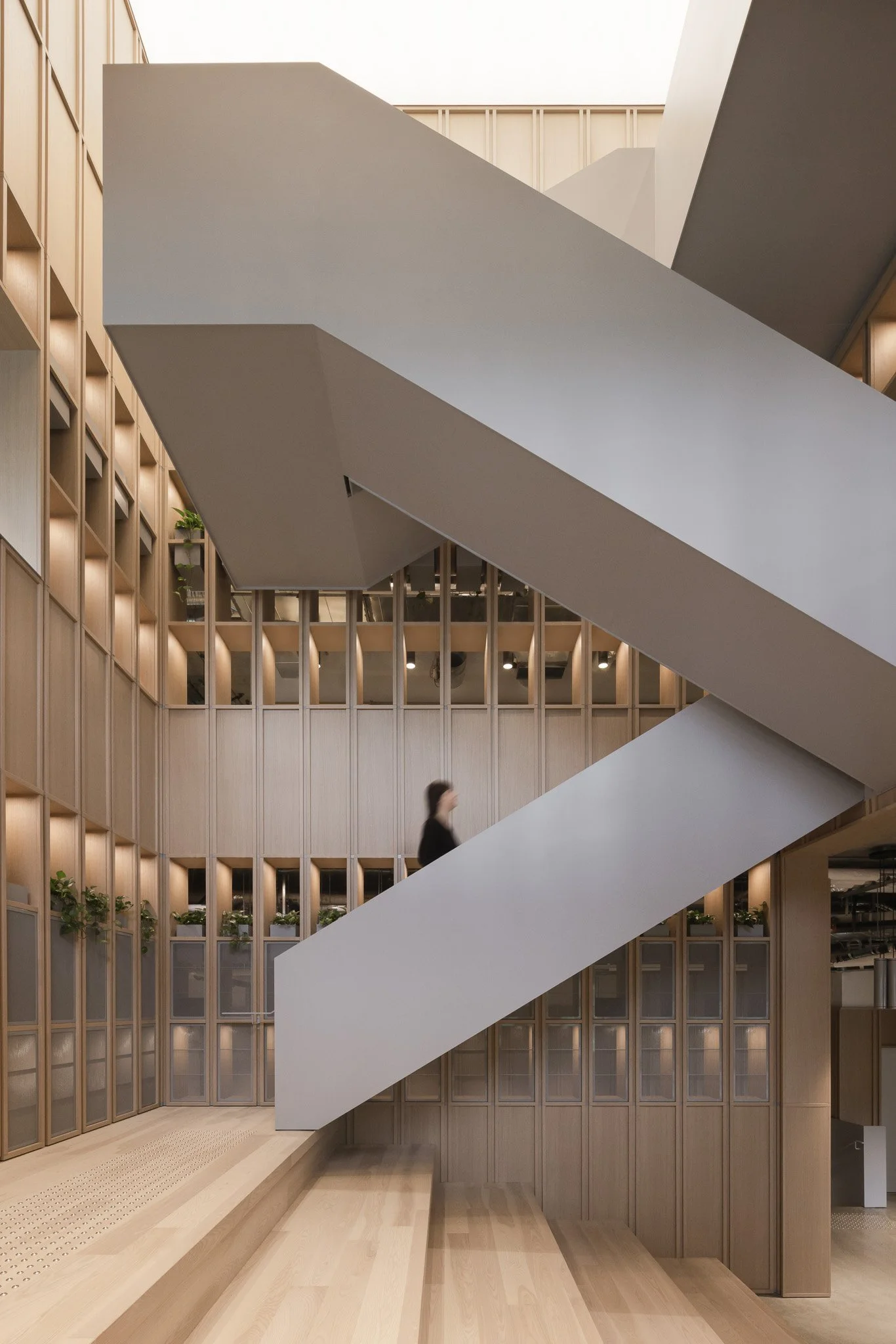  2022  Interiors  &Co Coworking 