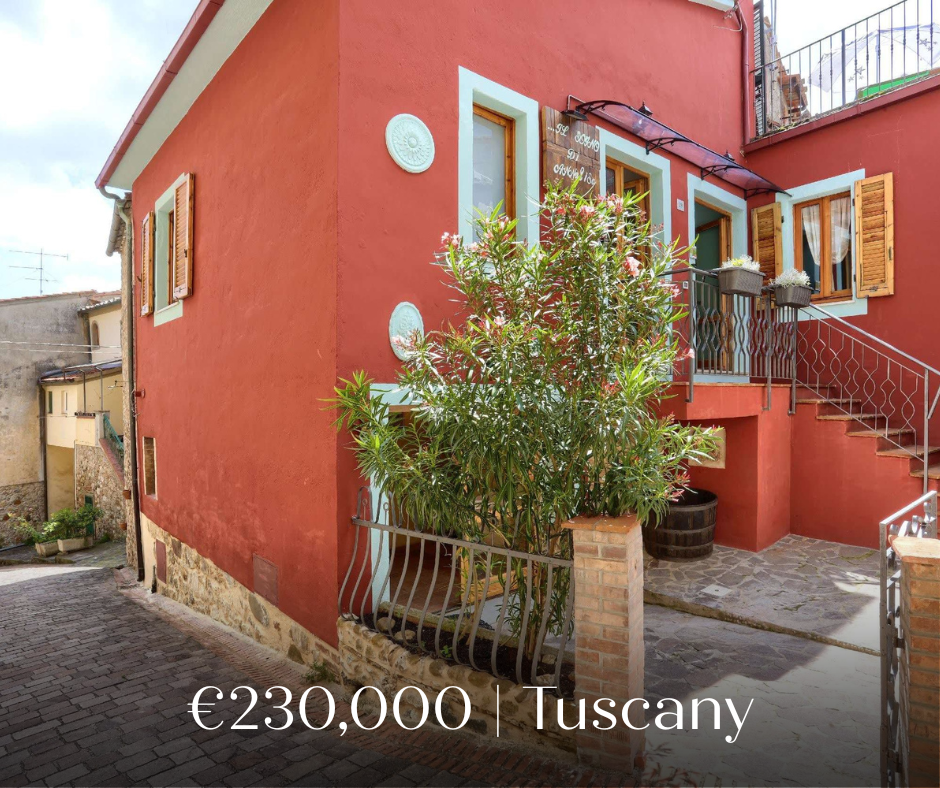 Renovated Tuscan Townhouse in a Storybook Village