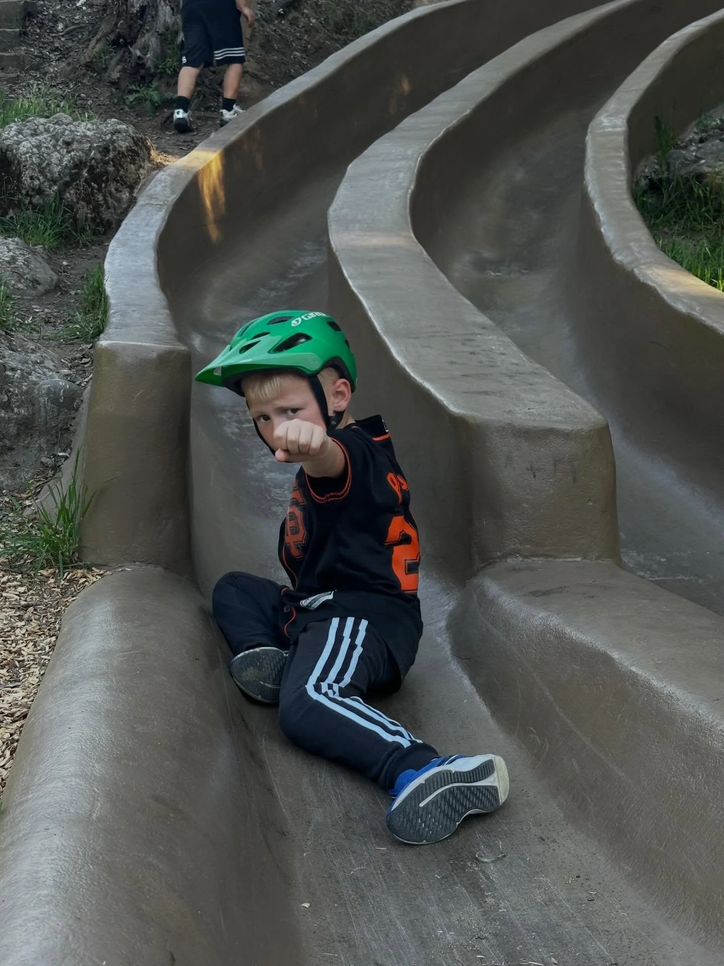 While we&rsquo;re running shows&hellip;
we&rsquo;re also raising the next crew 😅

Tass on one show, our team on another&hellip;
and I&rsquo;m on mom duty with the boys.

Two events. One team. Everything covered. 💪🏼