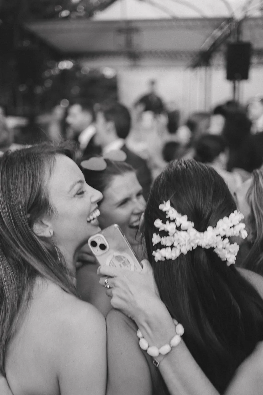 Ideas de Regalos Originales y Elegantes para Invitadas de Boda