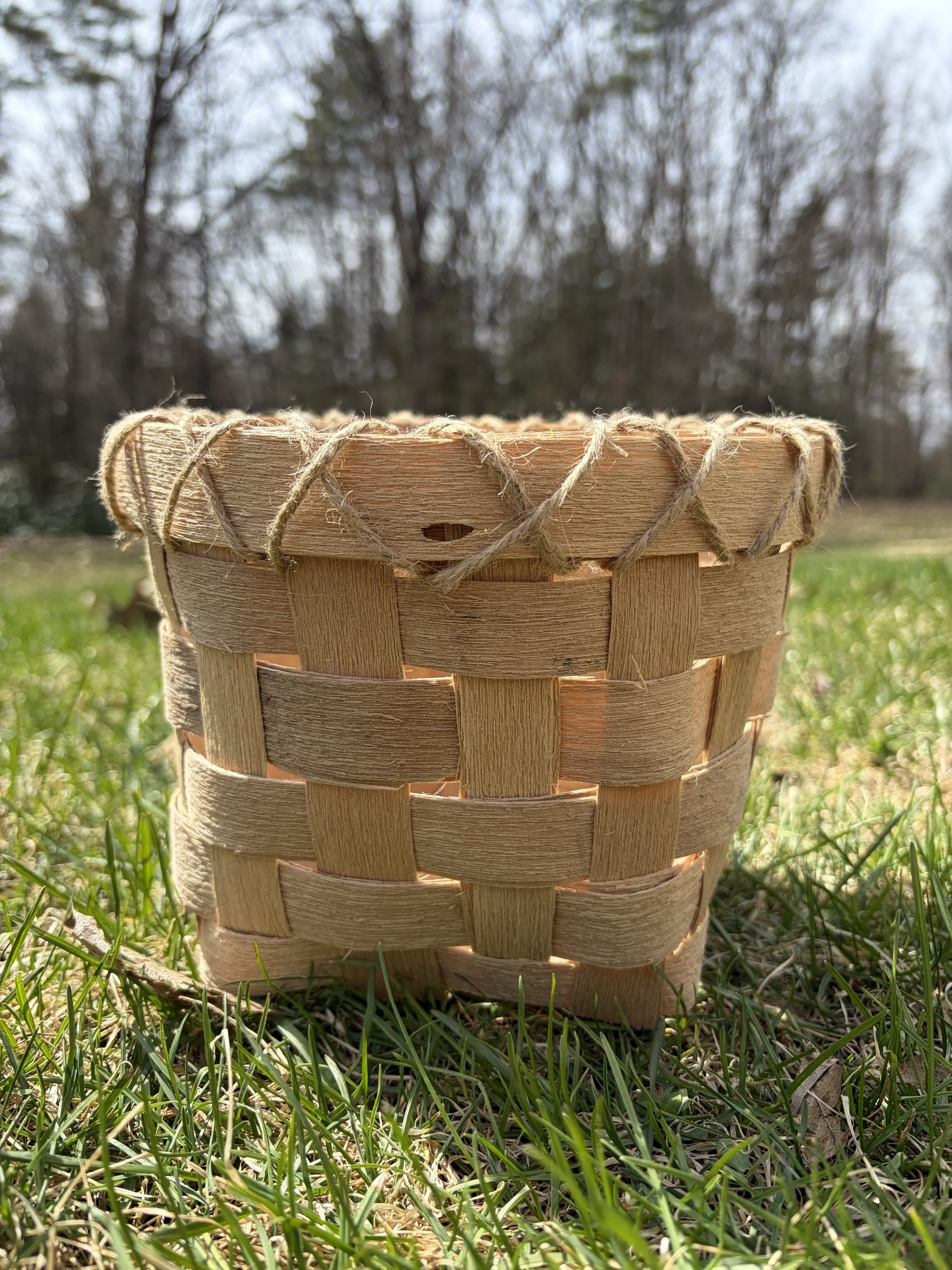 Weaving a Wee Black Ash Basket