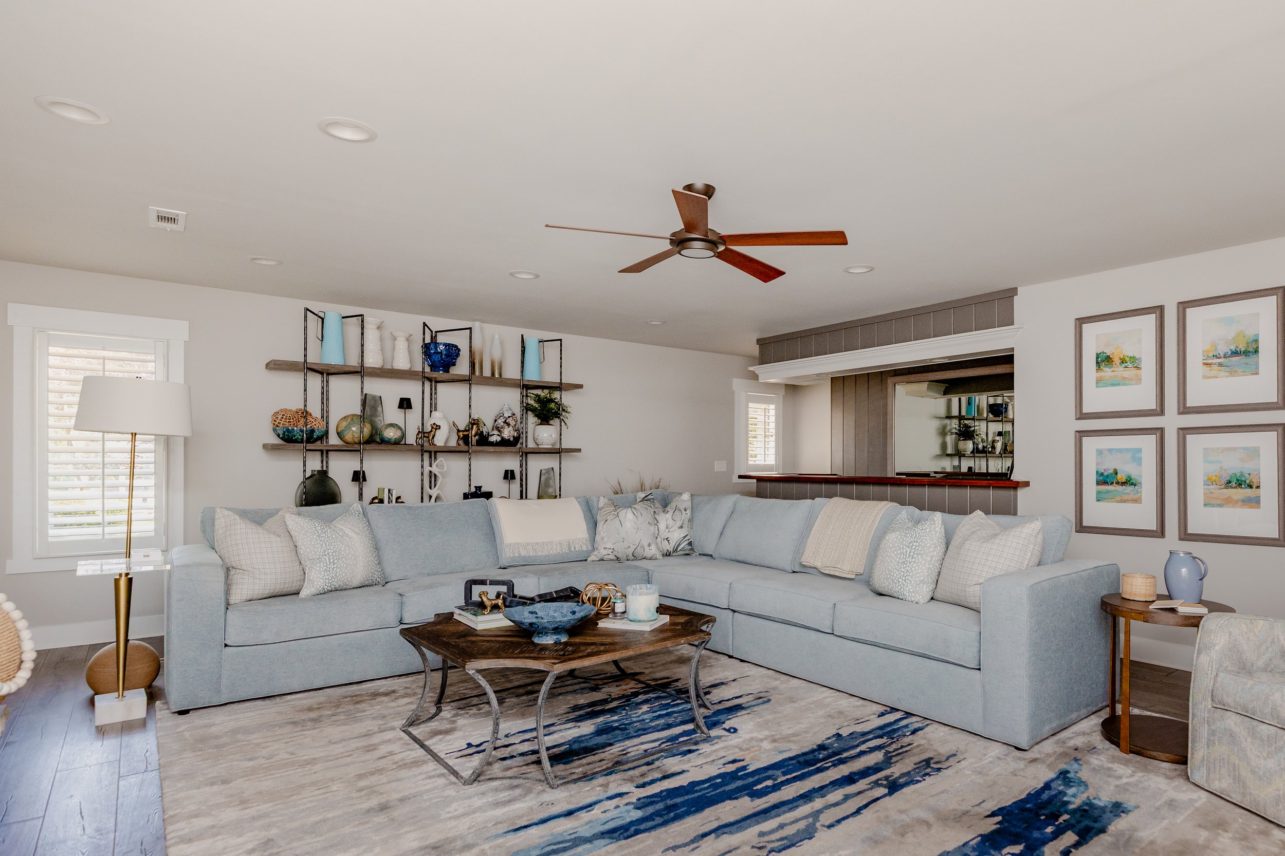 Beautiful interior living room designed by Cossart Design, a premier home interior design company in Perry, GA, proudly serving Warner Robins, Macon, Kathleen, and Middle Georgia #InteriorDesign #HomeDesign #TimelessDesign #christinaelmorephotography