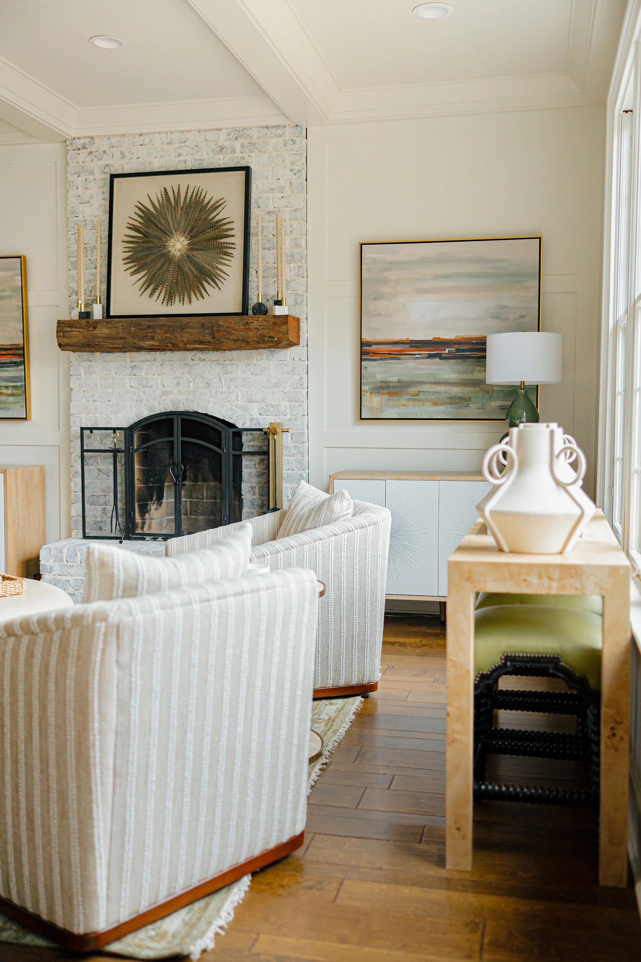 A spacious and functional living area by Cossart Design, featuring custom furnishings and layered textures for comfort and sophistication. This Allendale home’s main living space blends timeless design with practical elegance.
#InteriorDesign #Living