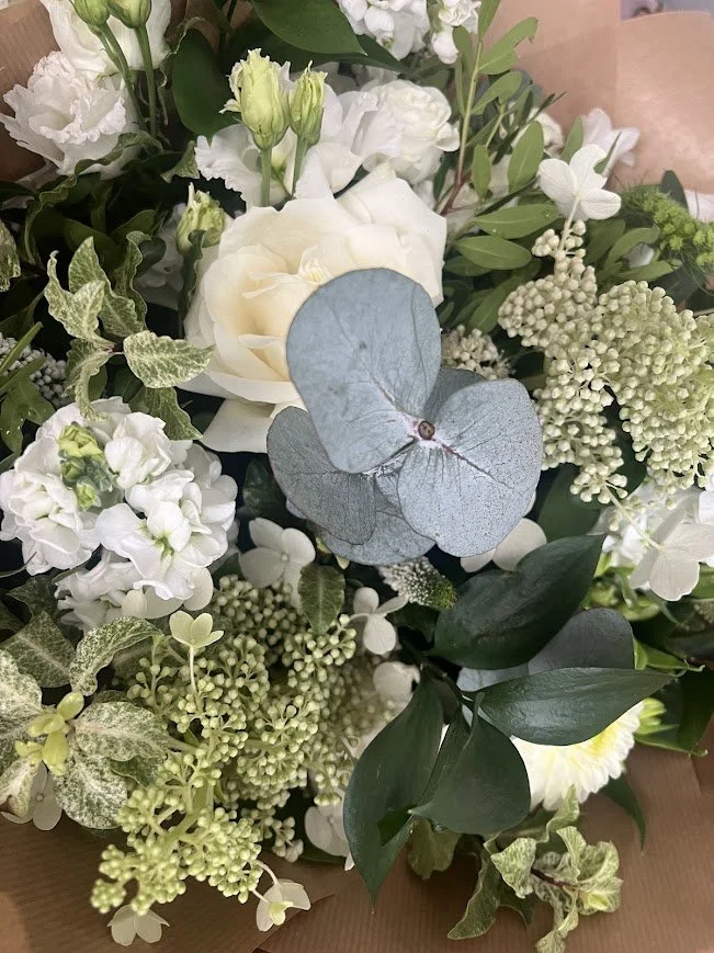 Mothers Day - White & Green