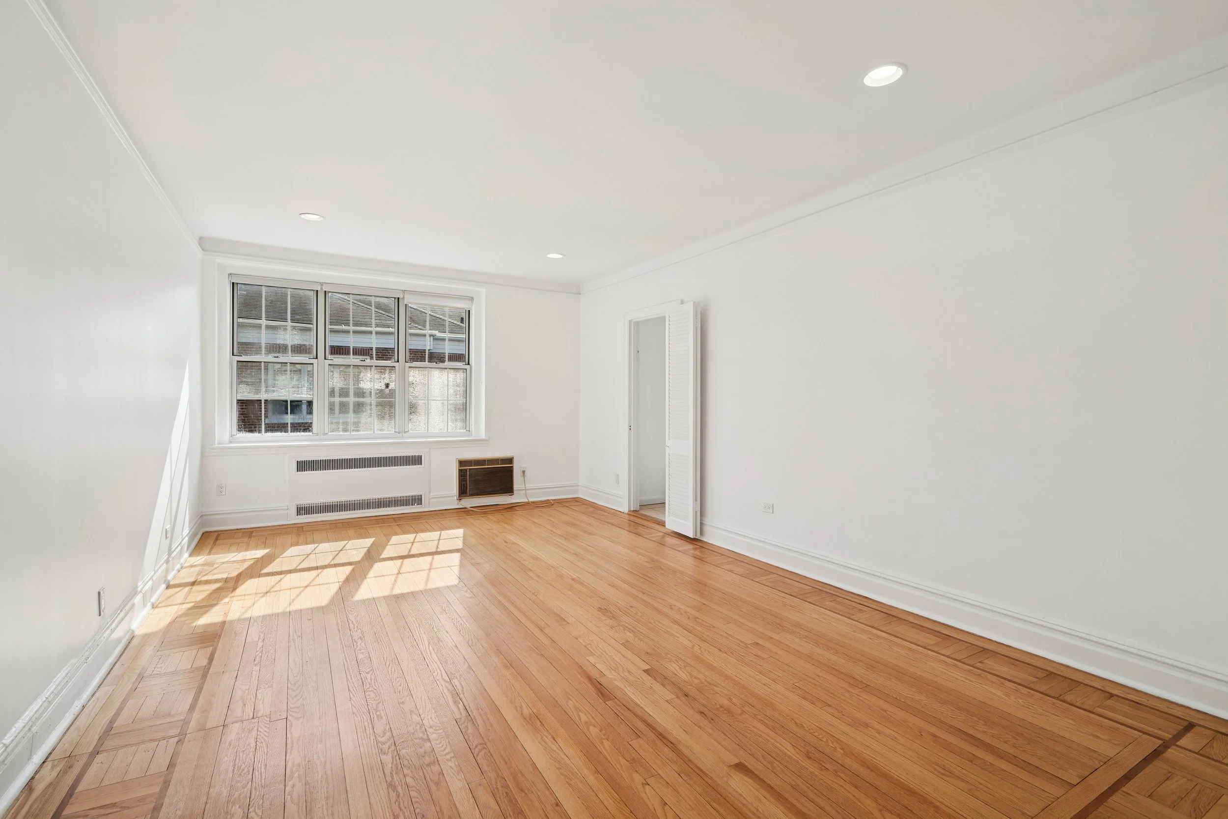 living room blank.jpg