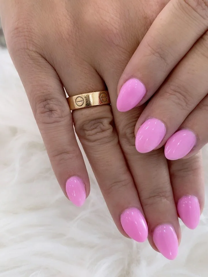 Pink never goes out of season 🎀

We&rsquo;d love to take care of you &mdash; call to reserve 📲 (972) 292-9243
📍Located in Little Elm, near Frisco &amp; Prosper

#DallasNailSalon #LittleElmNails #DFWNailSalon #DipNails #PinkNails #DippingPowder #Te