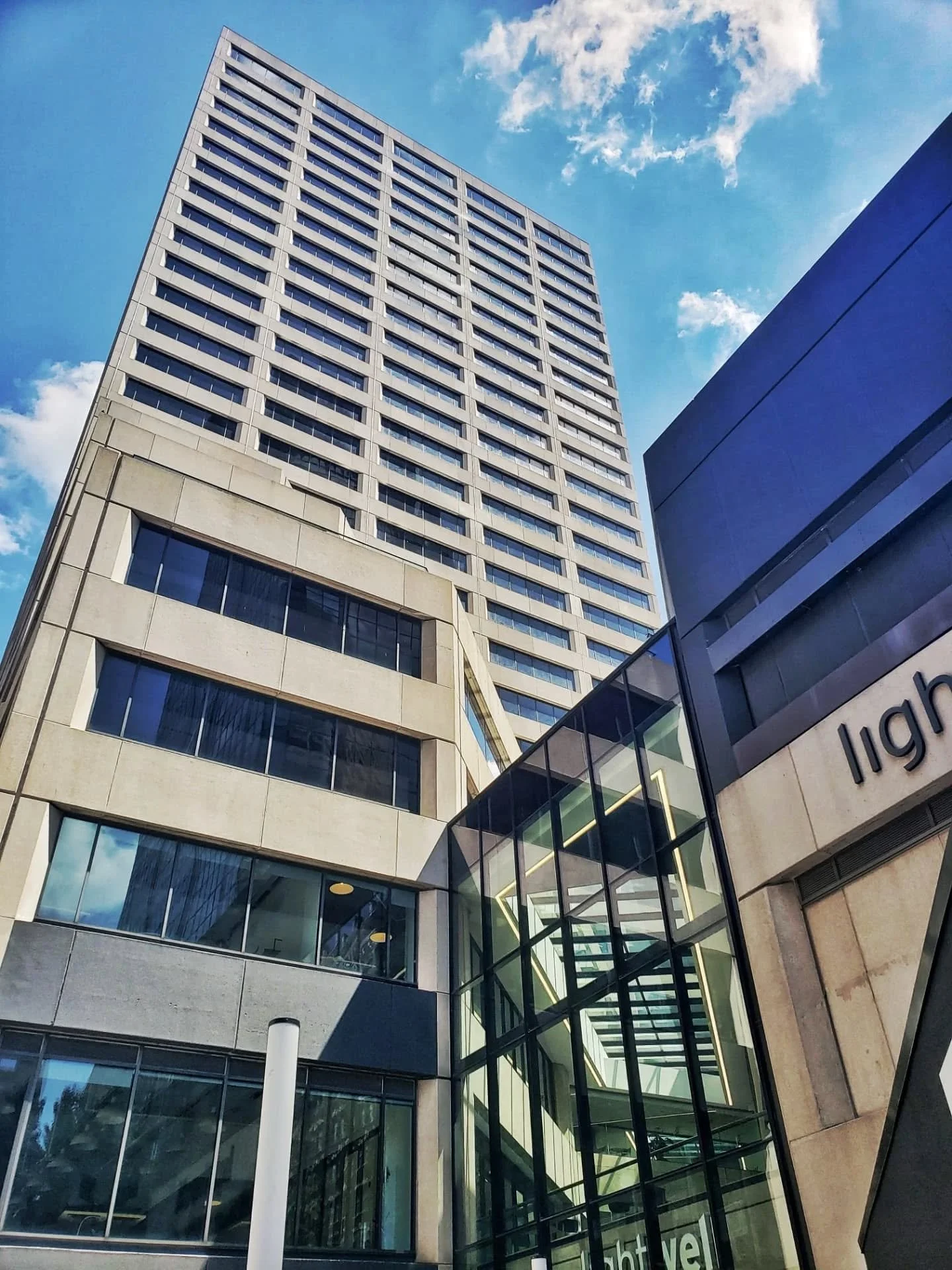 The Lightwell Building (formerly City Center Square) is a 123m (404ft) tall skyscraper in downtown Kansas City, MO. It was renamed in 2019, but it was built in 1977 by architects Skidmore, Owings &amp; Merrill. It has undergone many major renovations