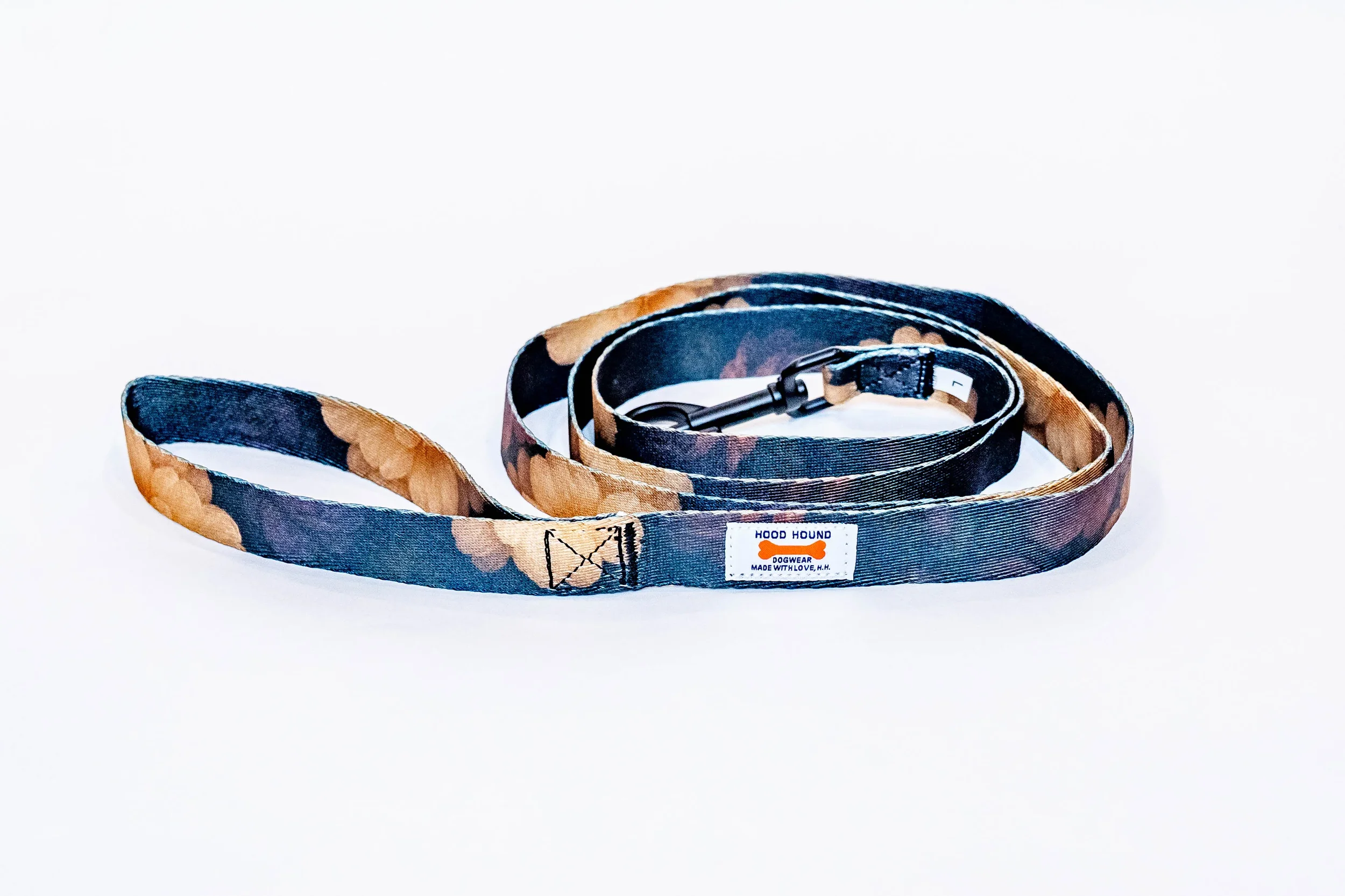 HoodHound_Weddingcake_Leash.webp