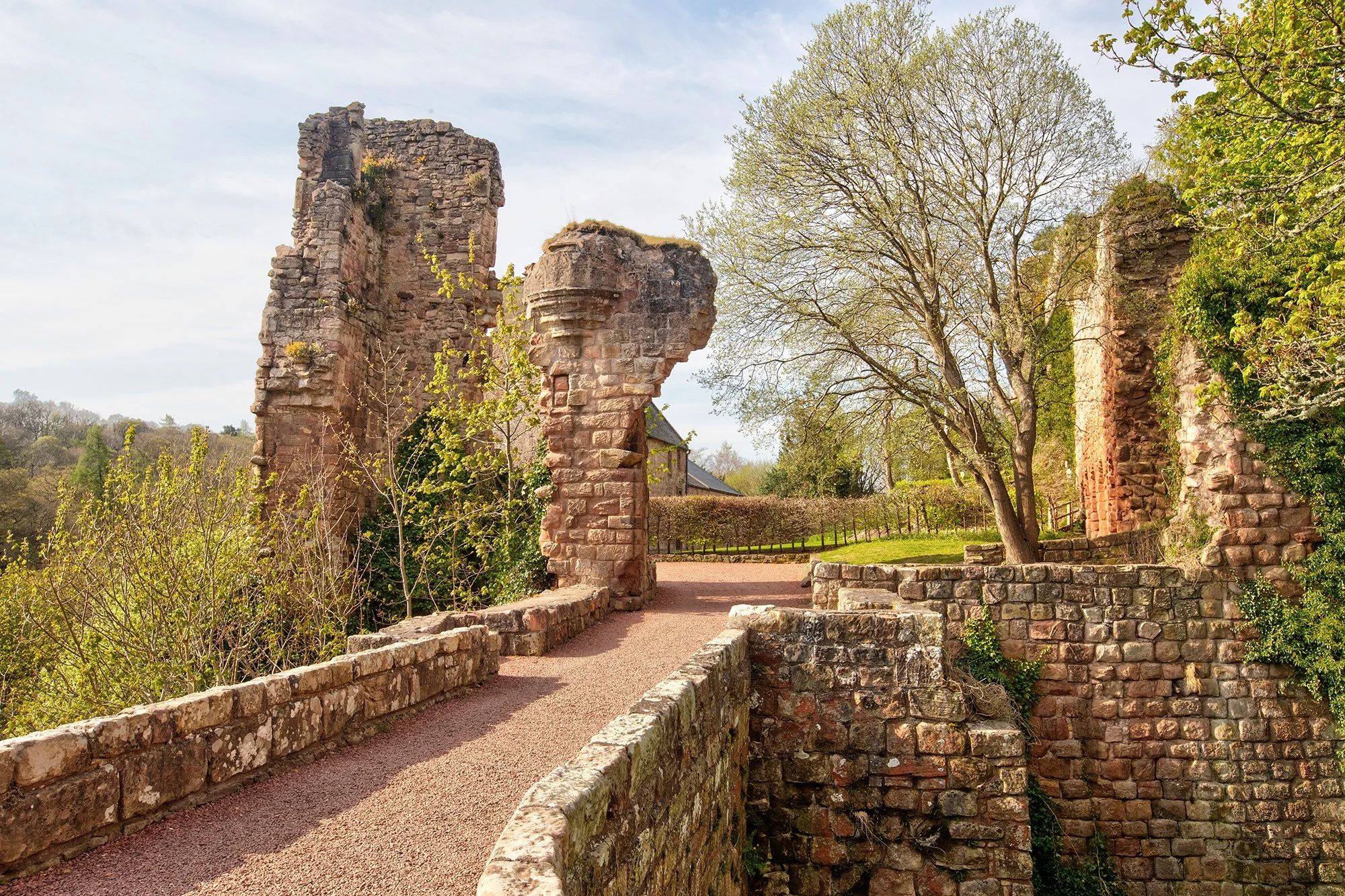 rosslyn castle.jpg