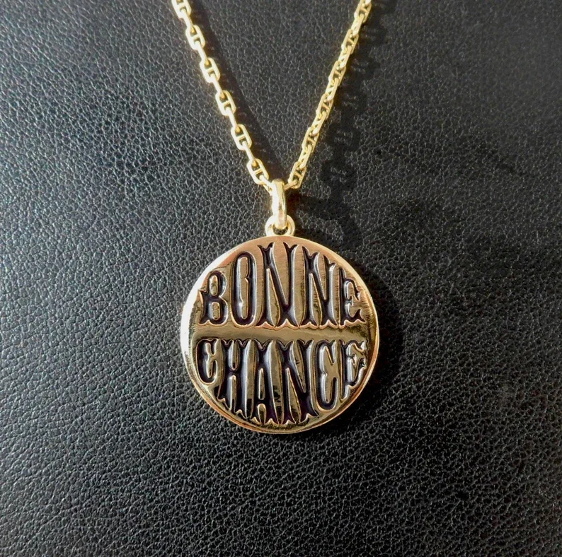 ' Lucky Bonne Chance ' Charm / Lucky Pendant, 18k Gold