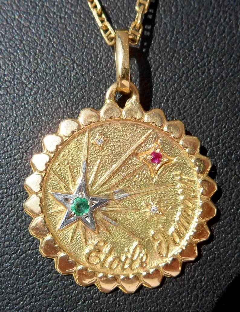 French ' Etoile d'amour ' Charm