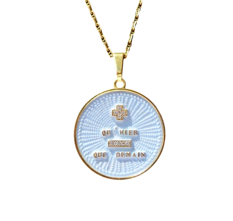 Vintage French ' + qu'hier - que demain ' Charm / Love pendant, 18k Gold