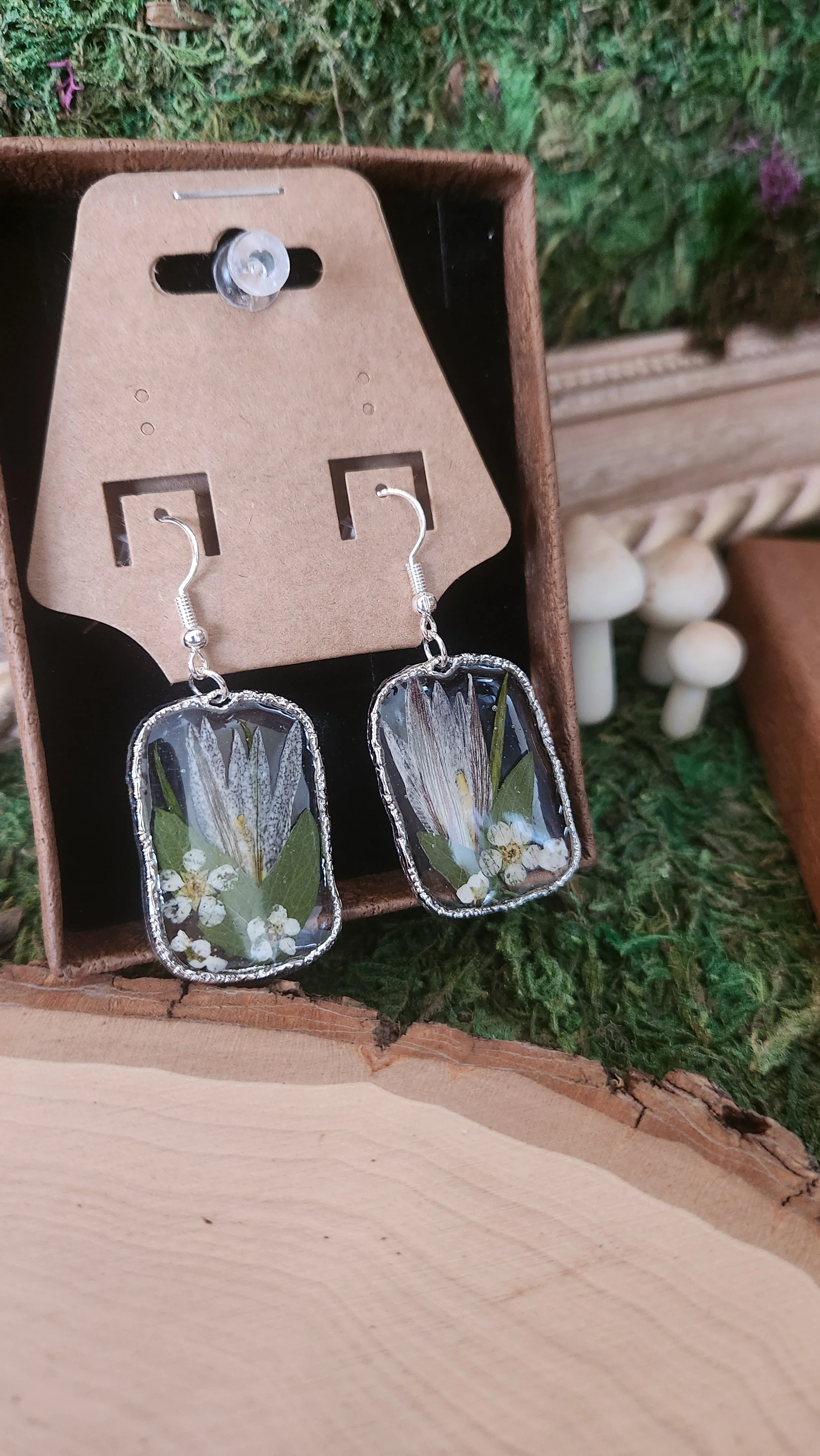 Resin Jewelry Classes