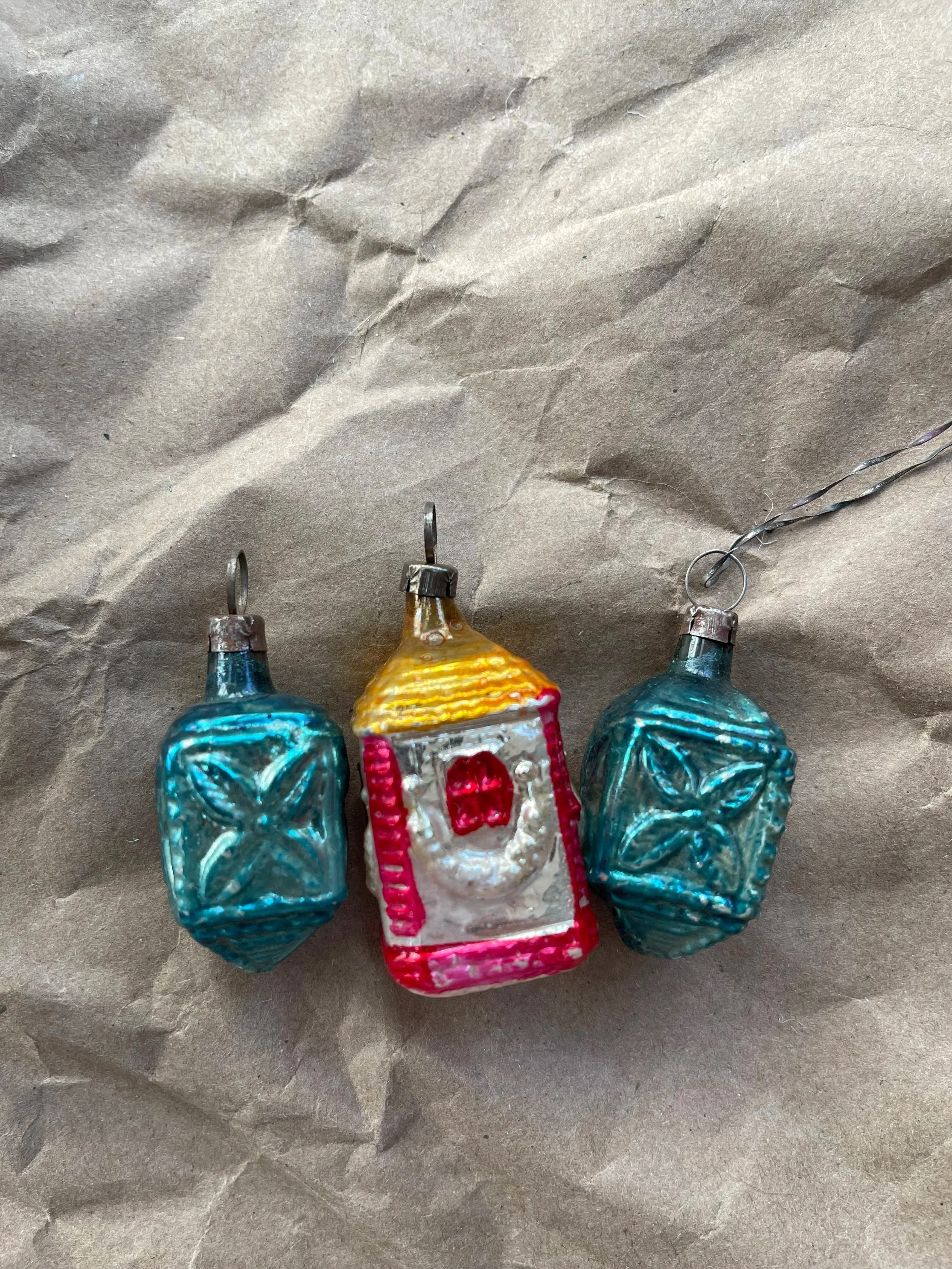 Vintage Feather Ornament Set.