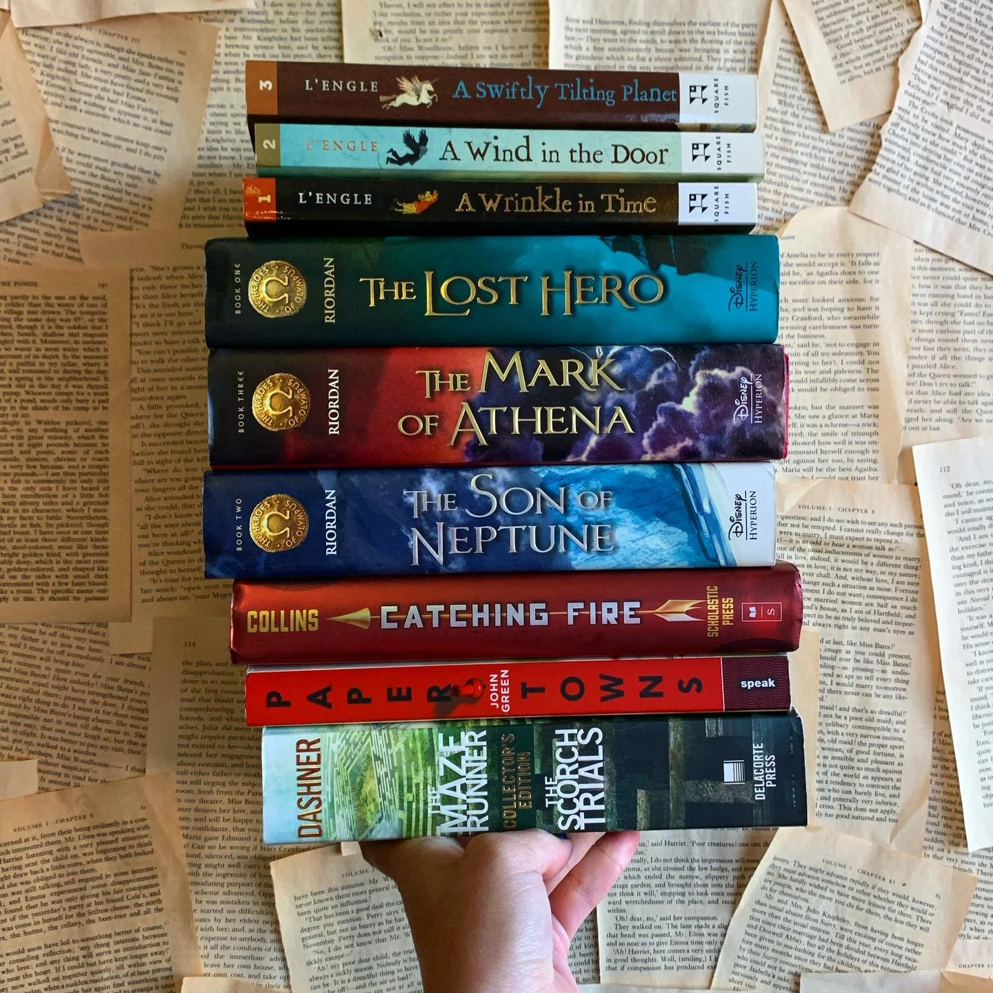 Hitting the shelves today! Lots of modern YA classics!

#usebookstore #huntsvilleal #thebooklegger