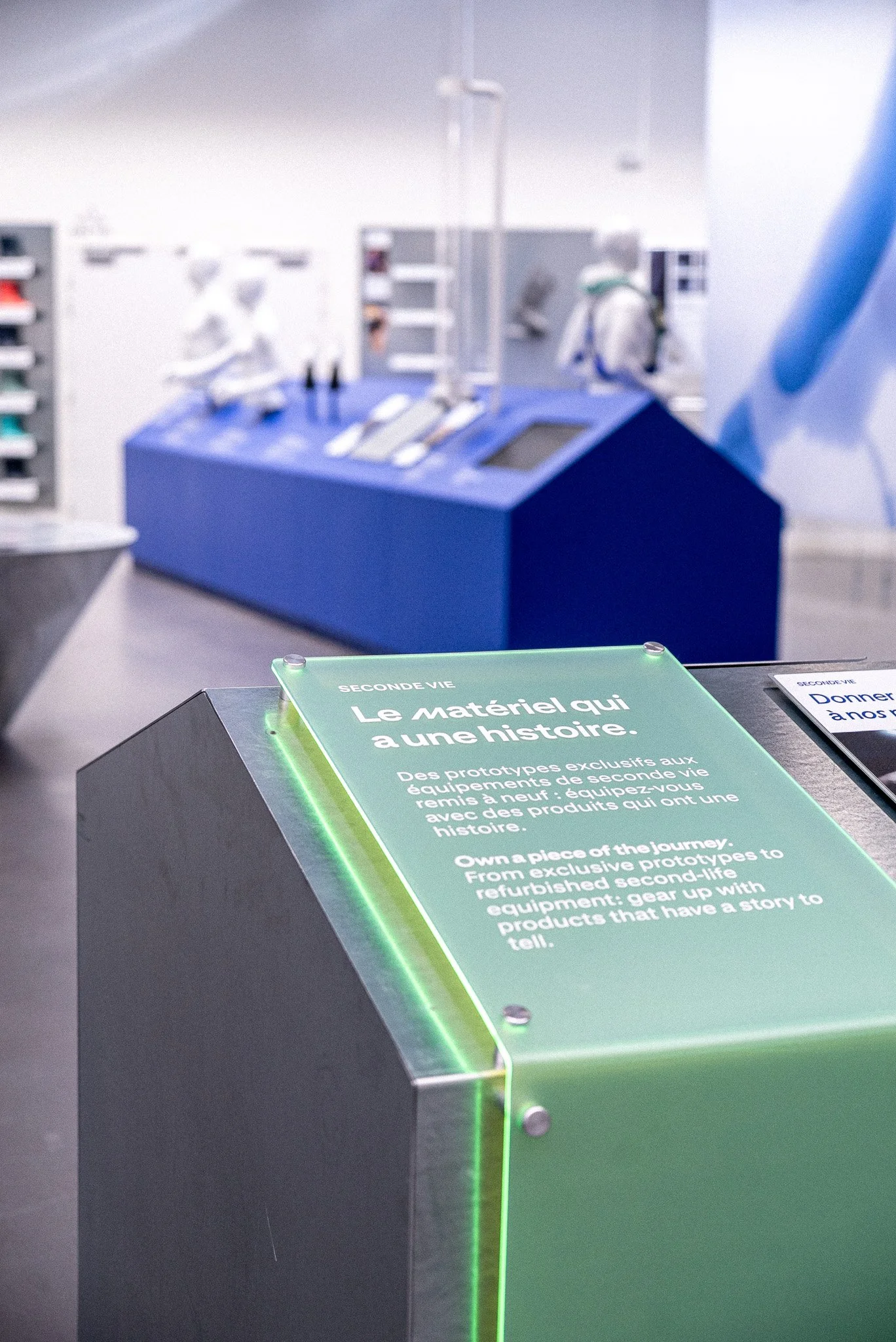 our-way-studio-tribord-sailing-lab-retail-design-001.jpg
