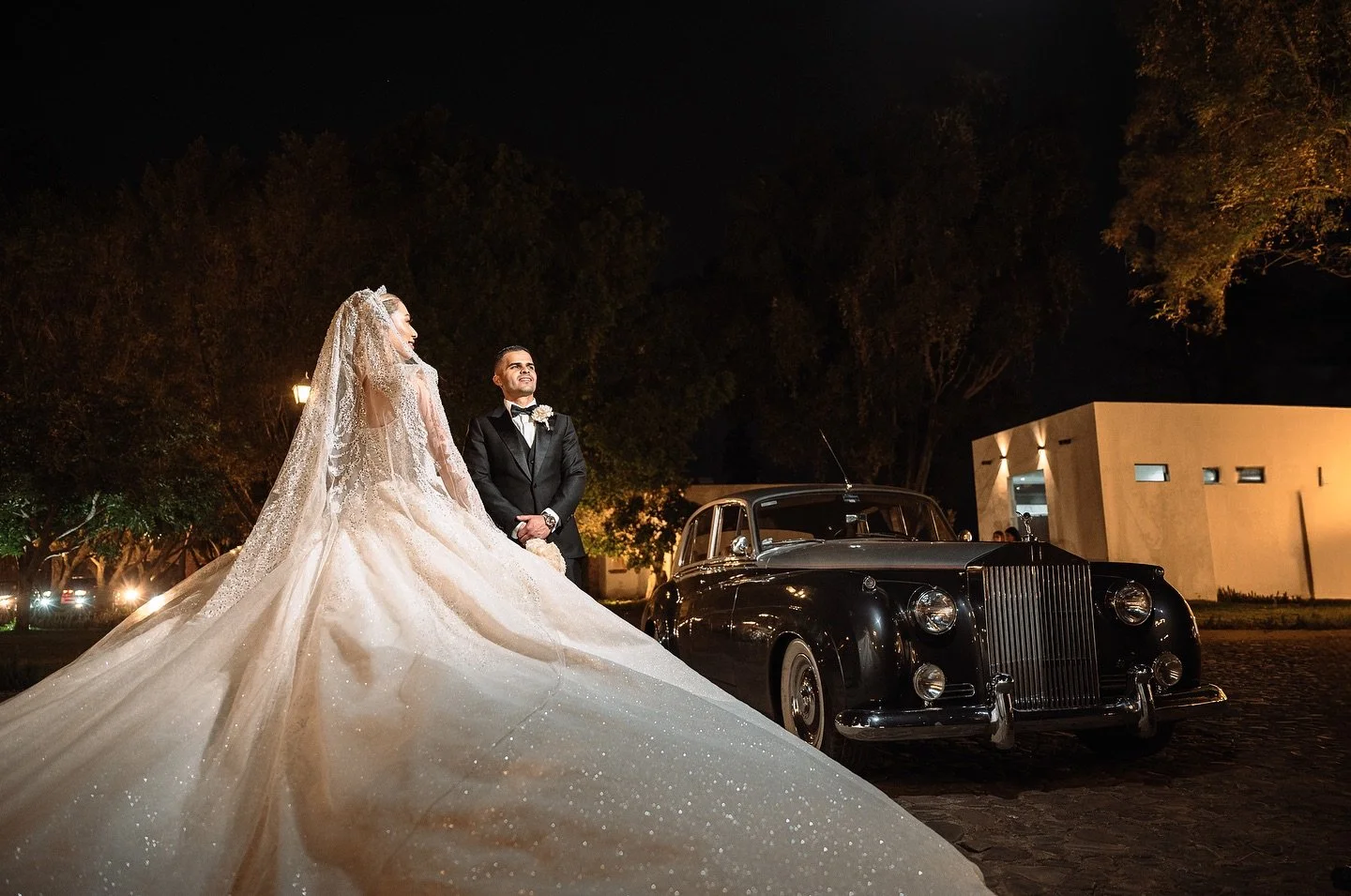 B +B 
Un d&iacute;a lleno de amor, sonrisas y alegr&iacute;a🤍

#bodas #weddingphotography #bridetobride #fotografodebodas