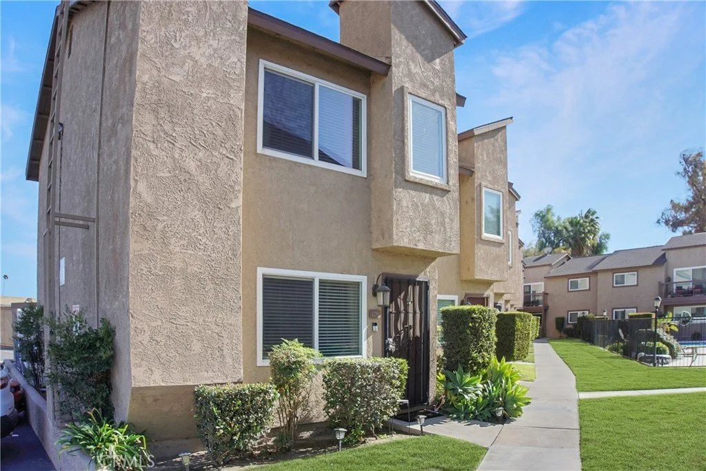 500 N Tustin Avenue #129