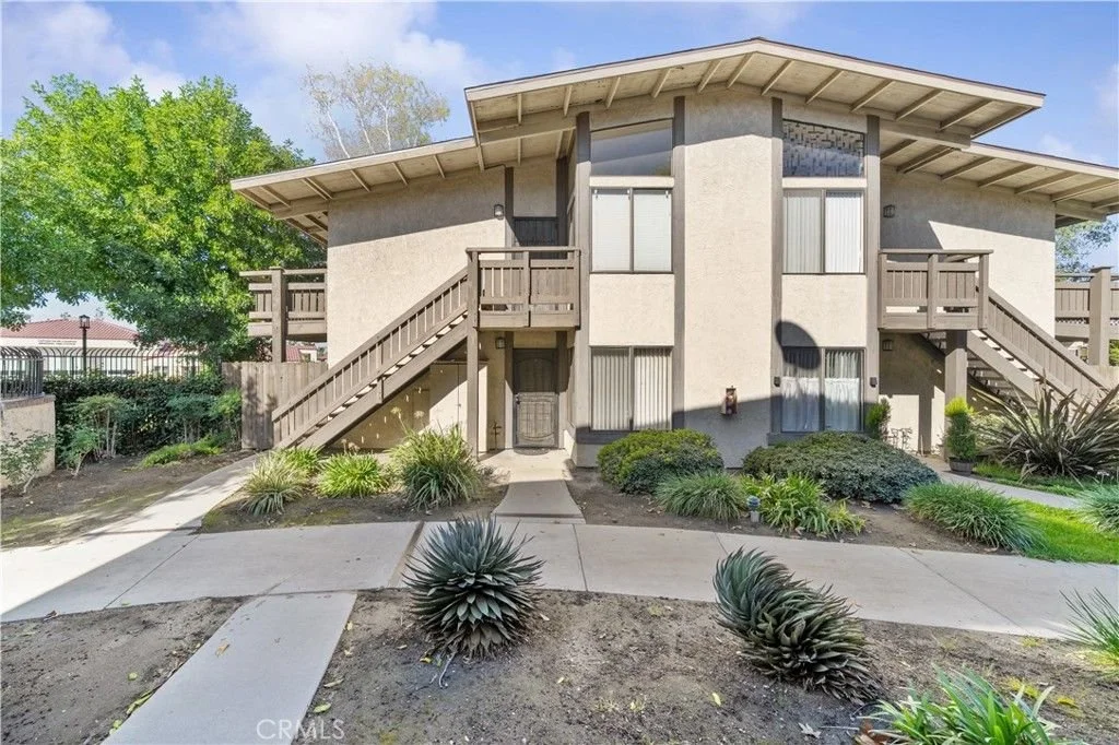 1150 S Meadow Lane #6