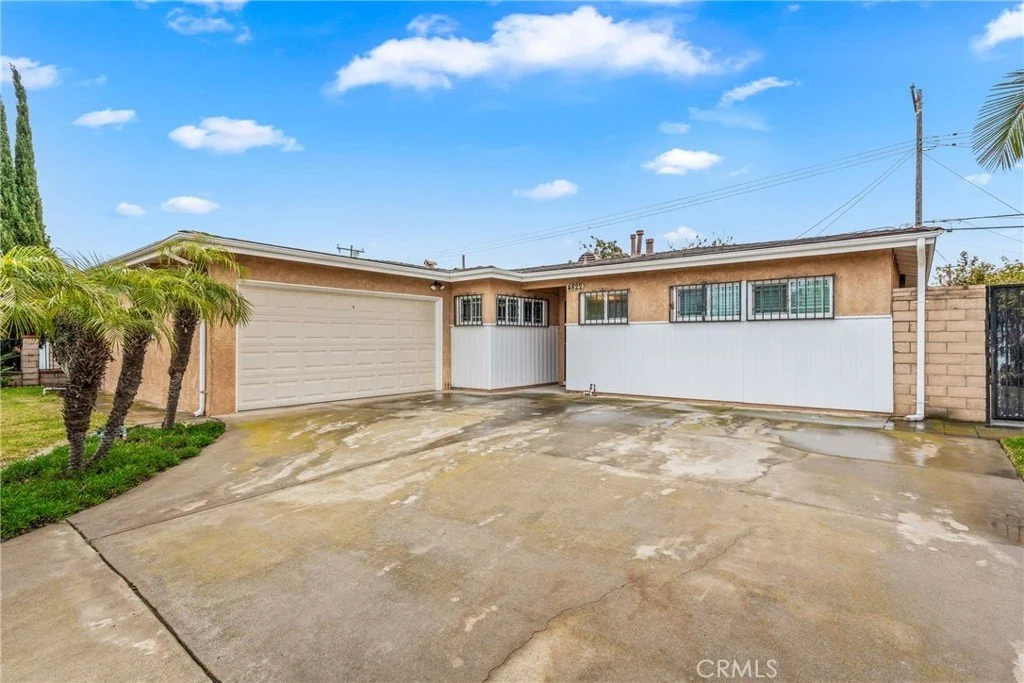 4822 Oakfield Ave., Santa Ana.jpg