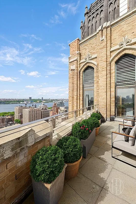 The Penthouse - Broadway