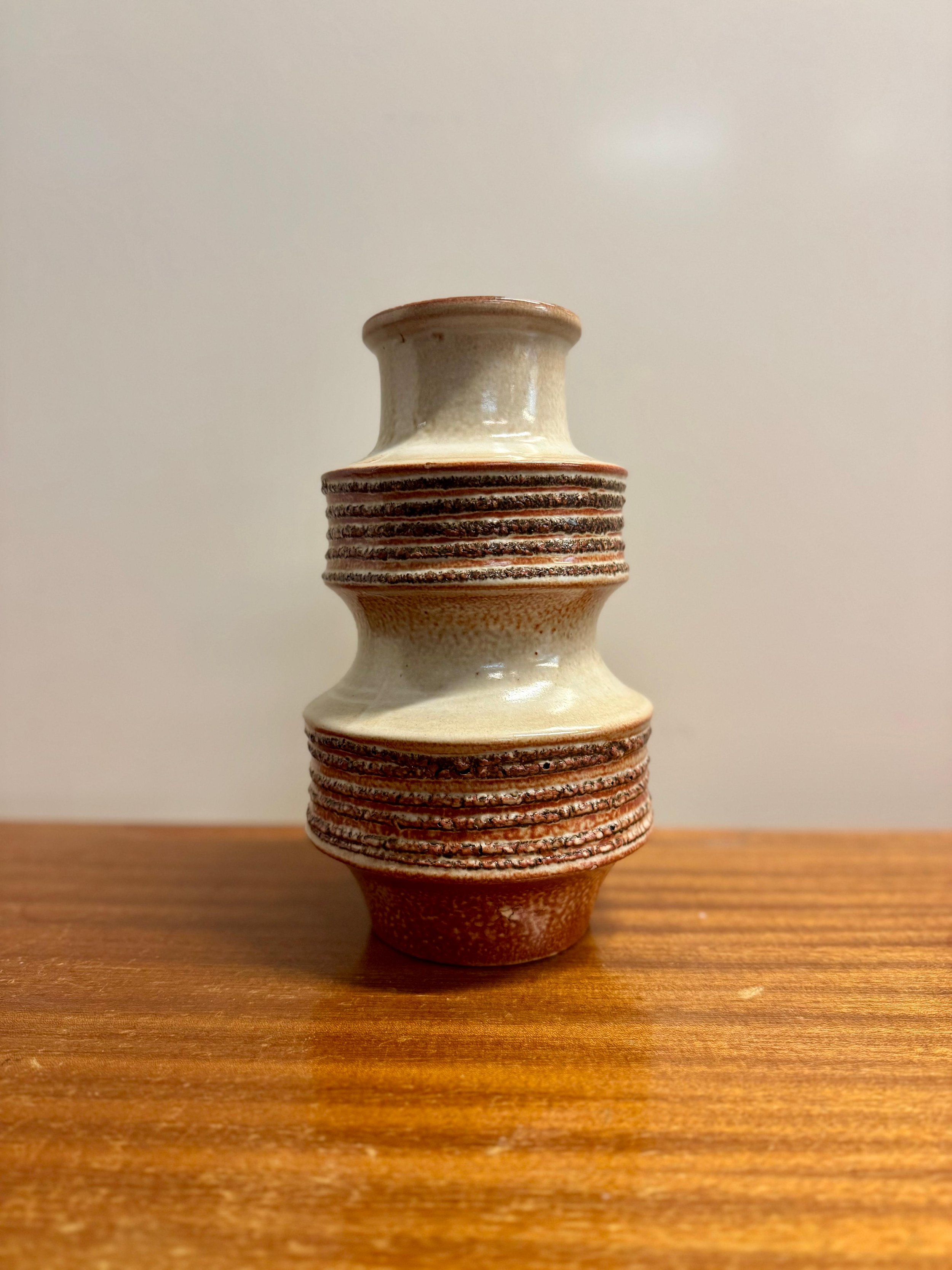 Vintage saksalainen keramiikkamaljakko ("Fat Lava")