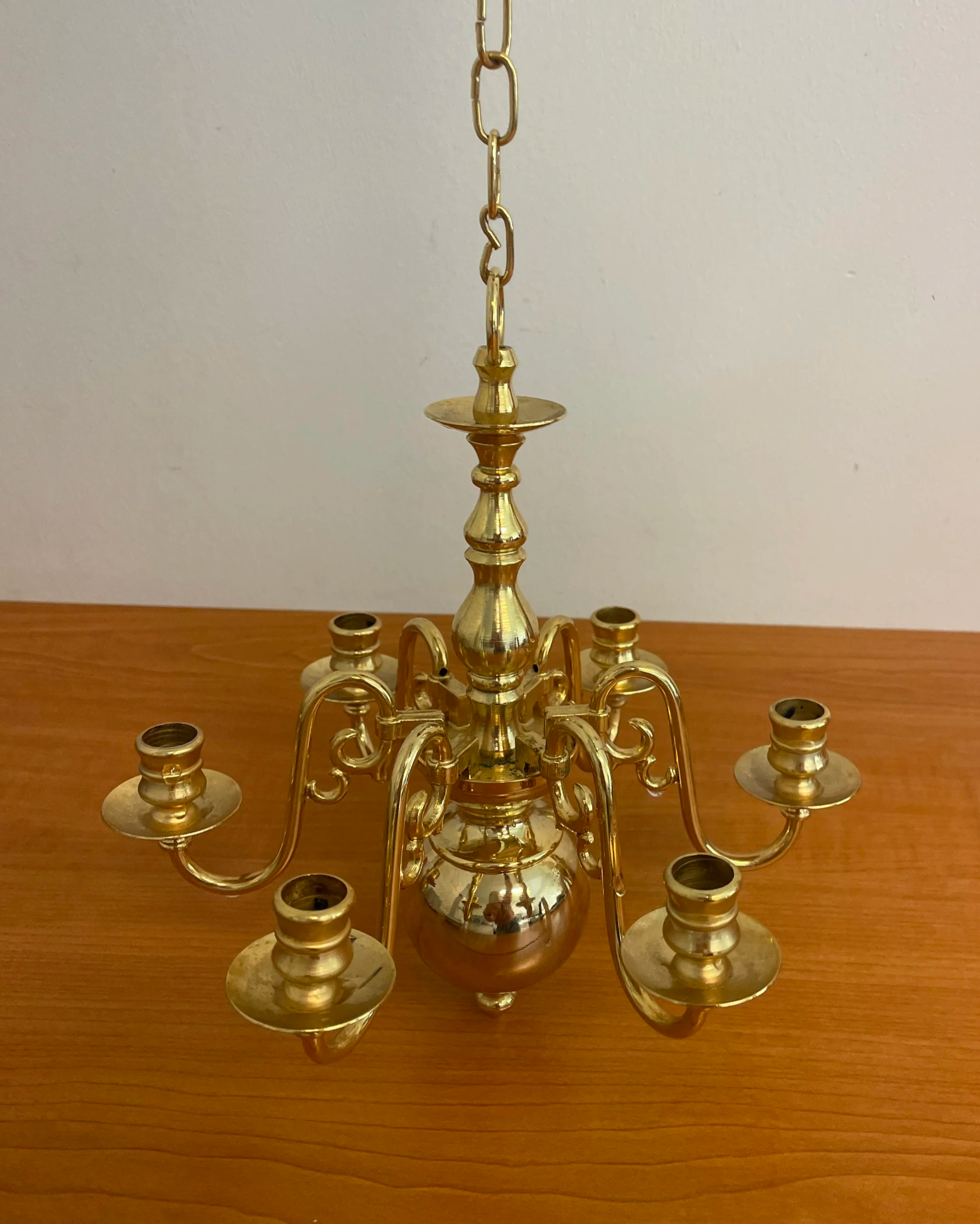 Vintage messinkinen kynttiläkruunu (5-haarainen)