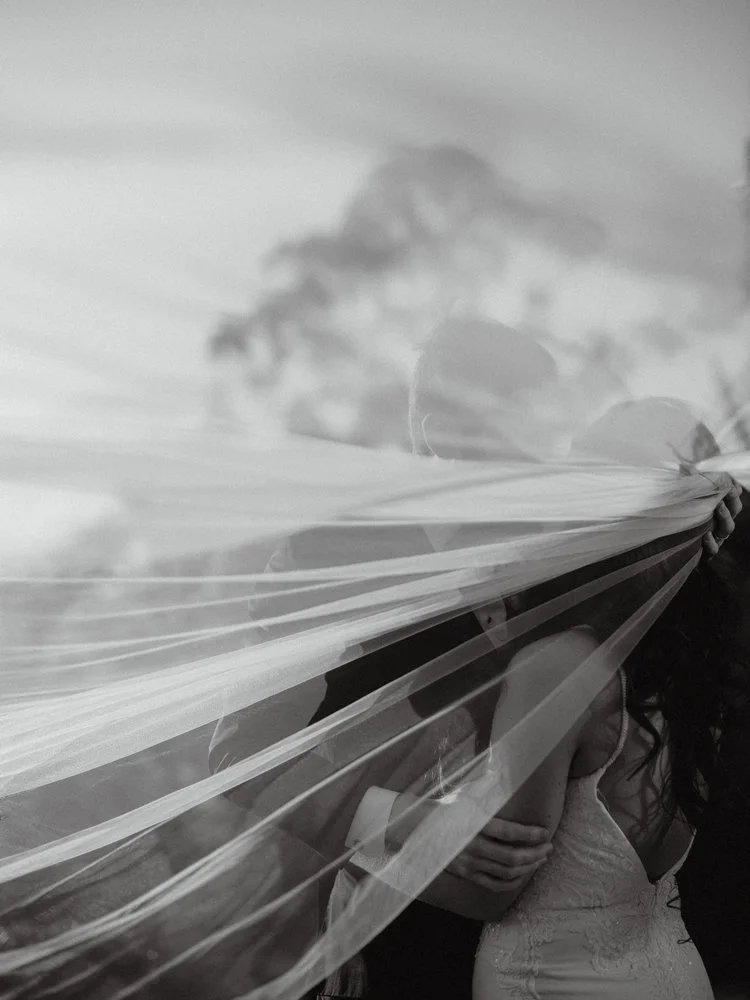 Leah+JustinKohlMansionWeddingSneakPeeksCassieValentePhotography040.JPG