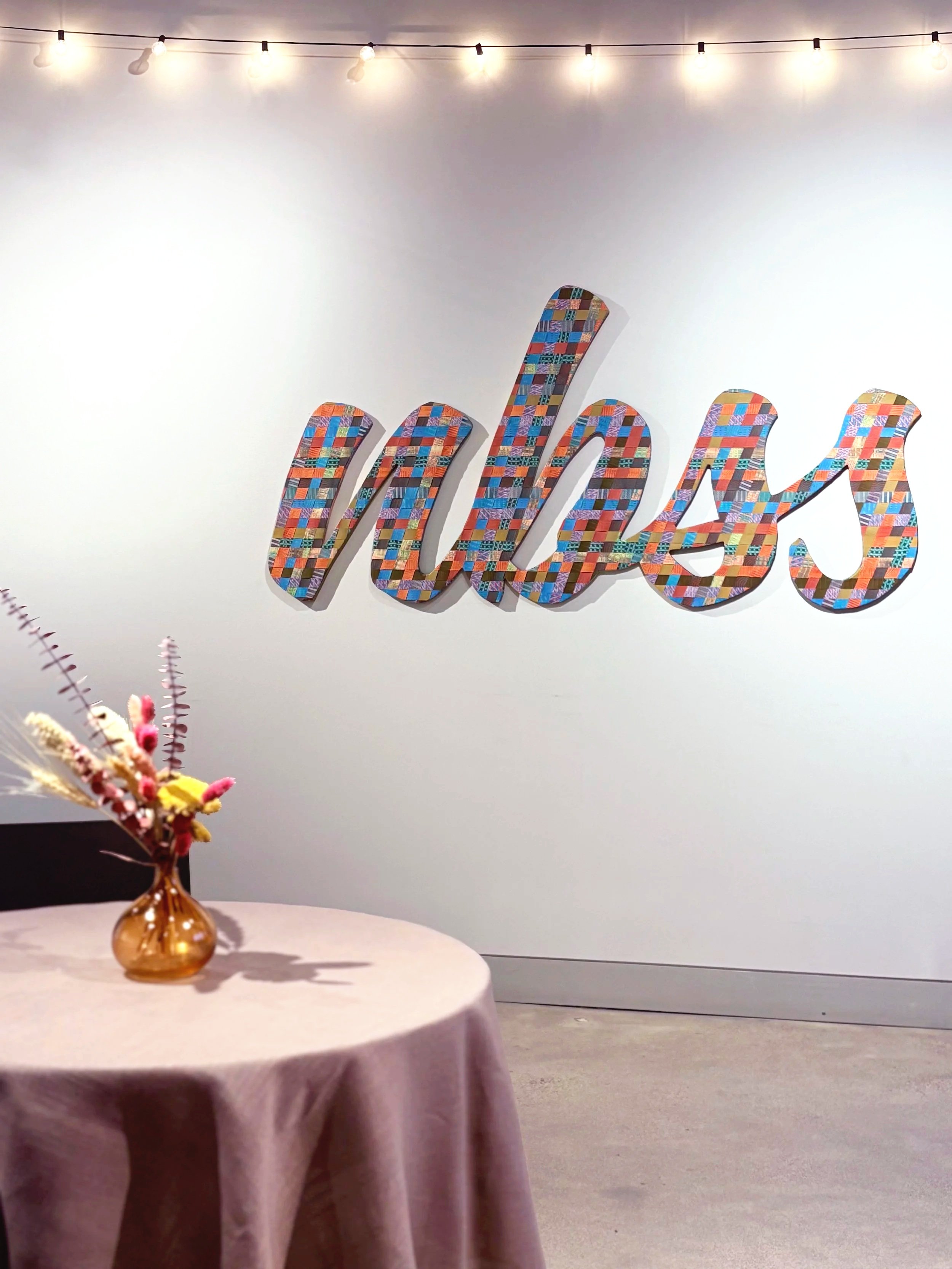 1:1 woven paper sign