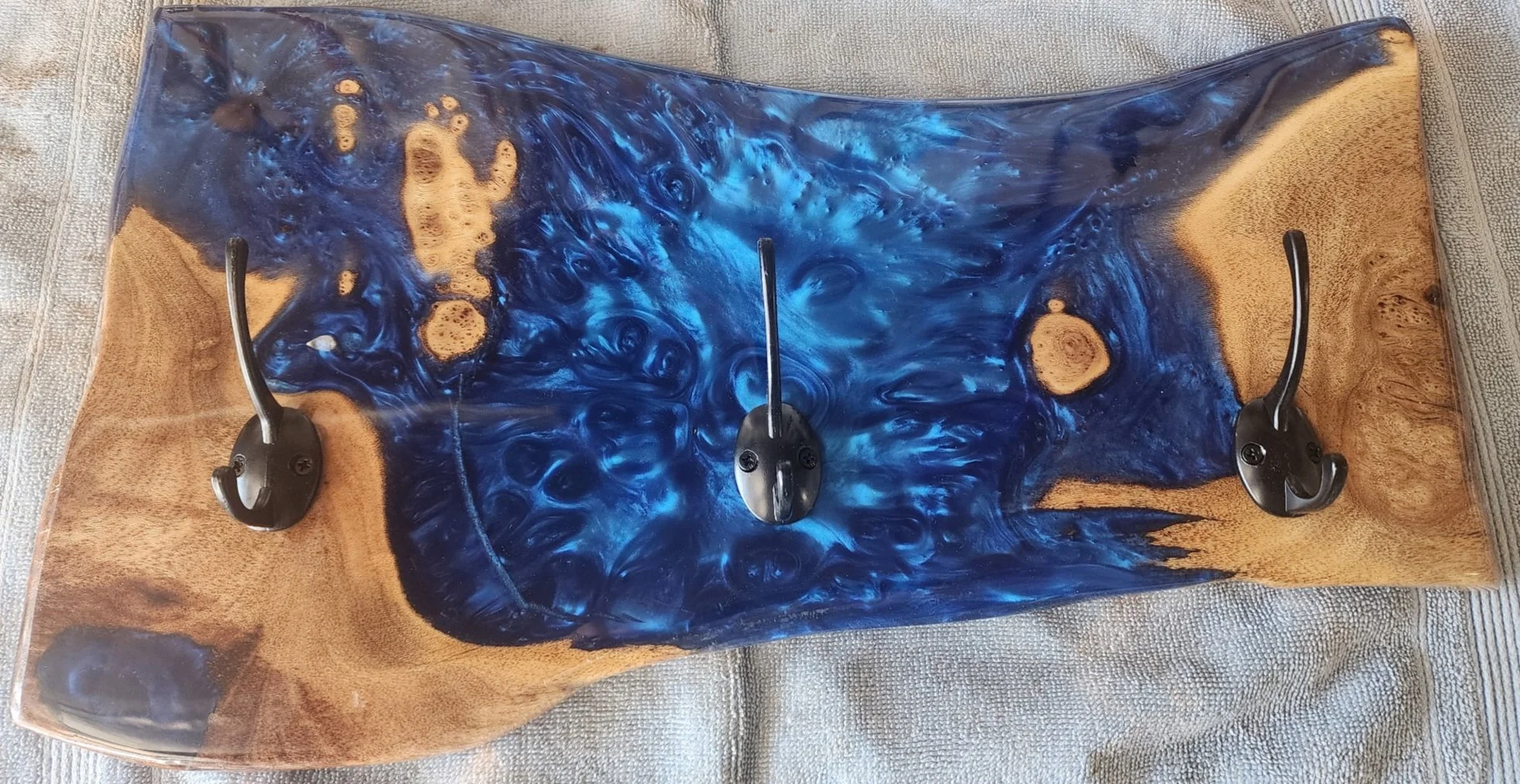 Blue Resin Wood Hook Rack