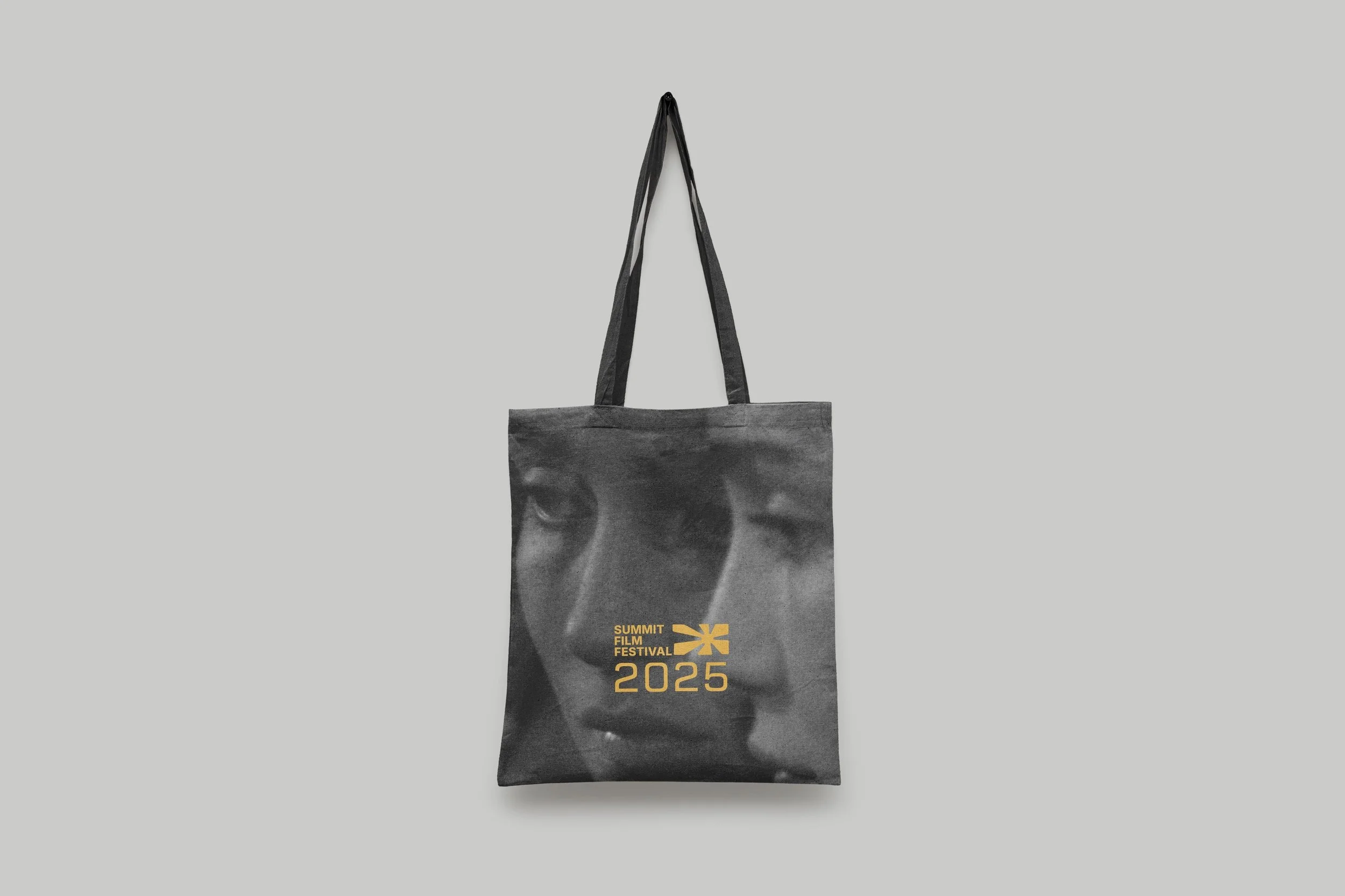 SummitTote1.jpg