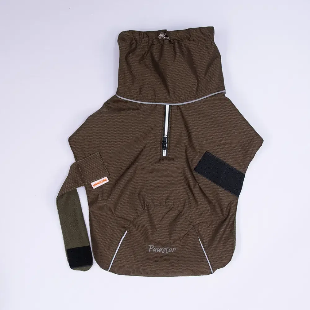 Gefütterter Hunderegenmantel in Khaki für stilvolle Spaziergänge