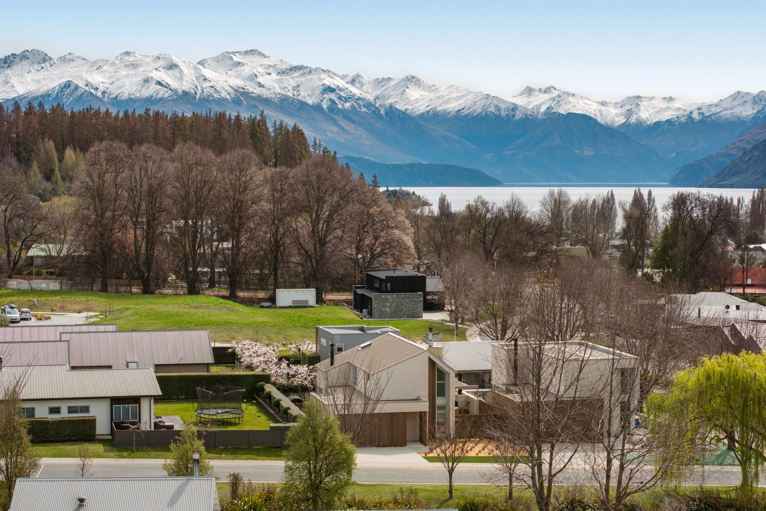 219097309__1789516094-29046-2McFarlaneTerraceWanaka-60.jpg