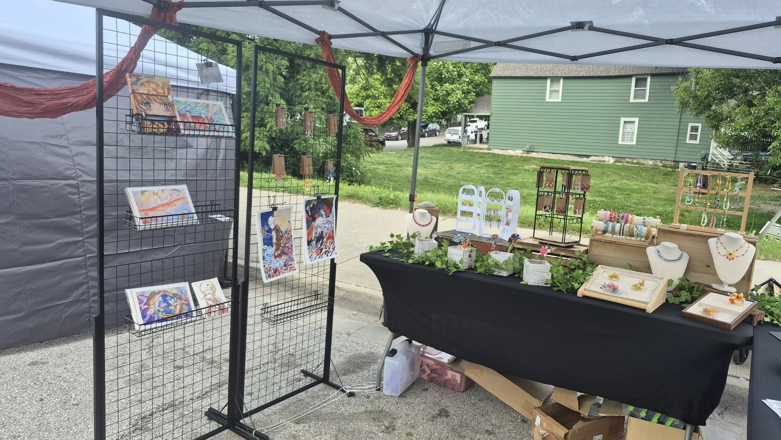 periphery jewlery vendor market canopy setup