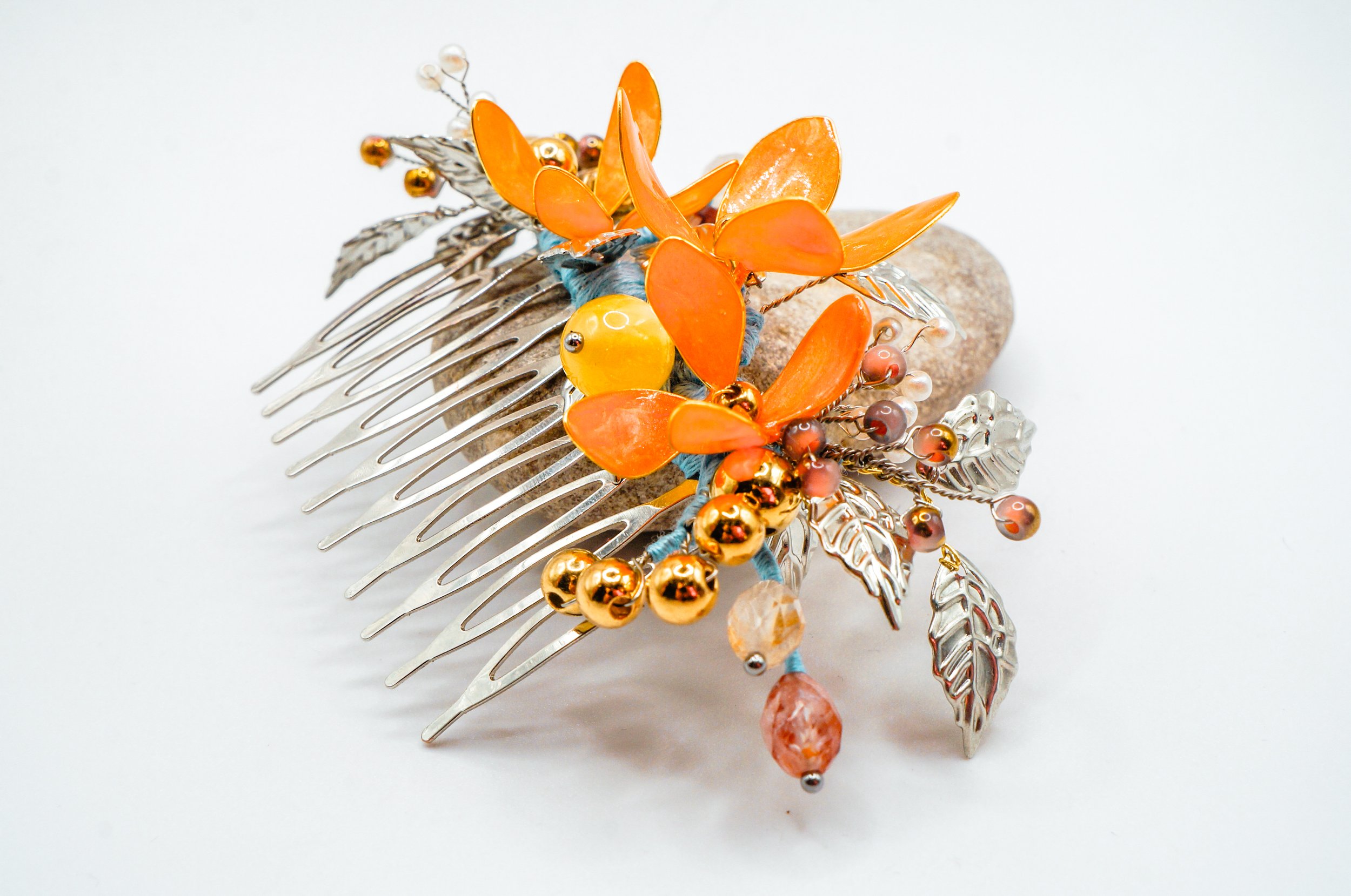 Sun Chime Gold Flower Haircomb