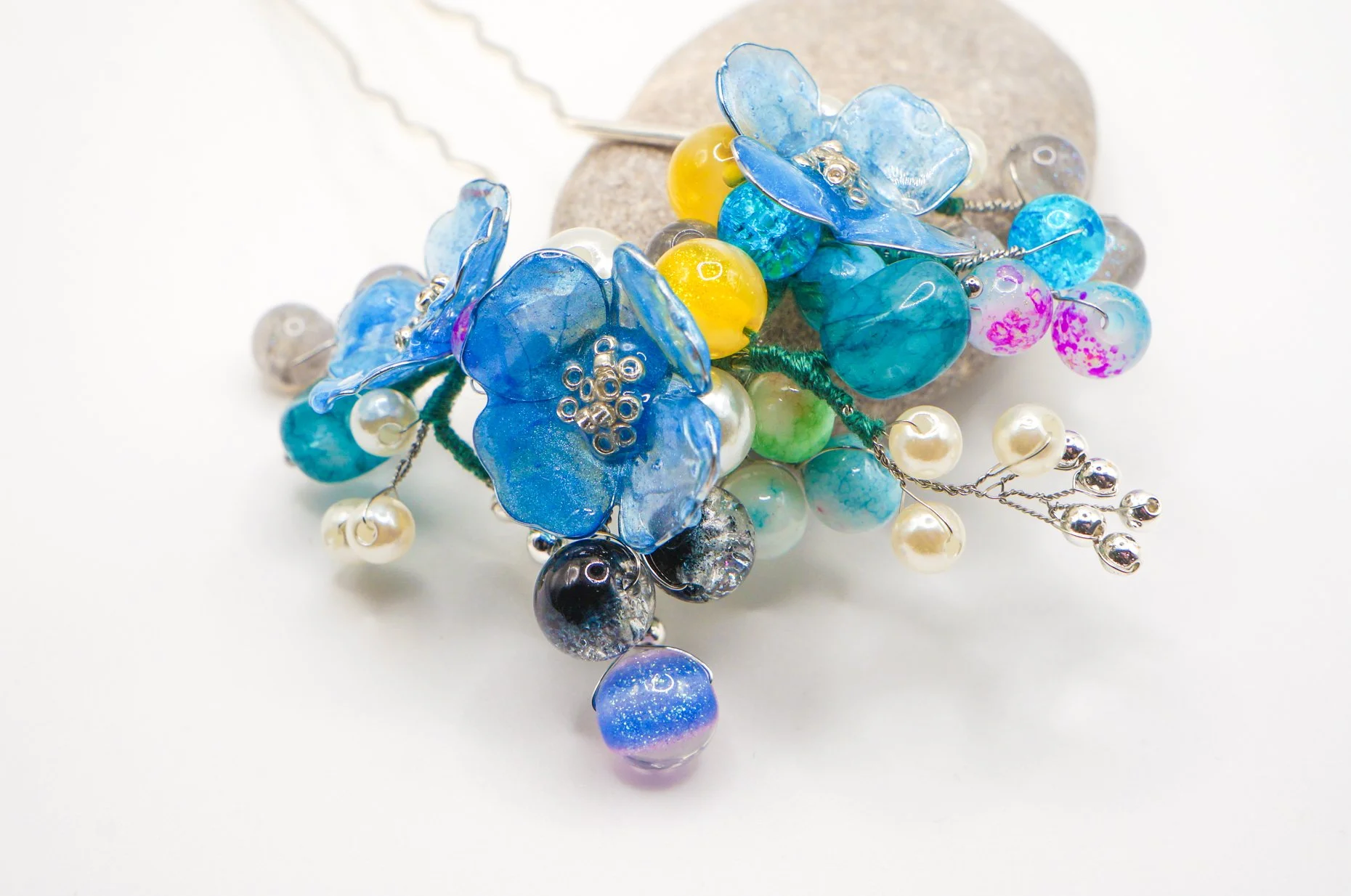 blue mica powder dipped handmade chinese hairstick with various gemstone and glass beads