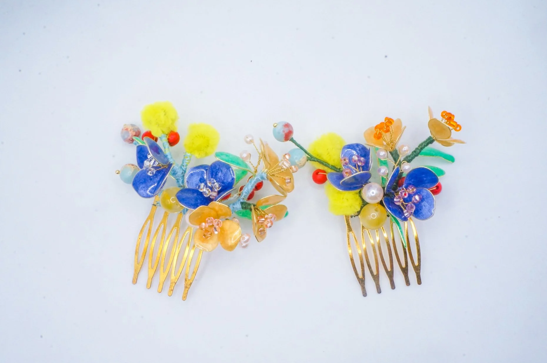 Spring Garden Combs