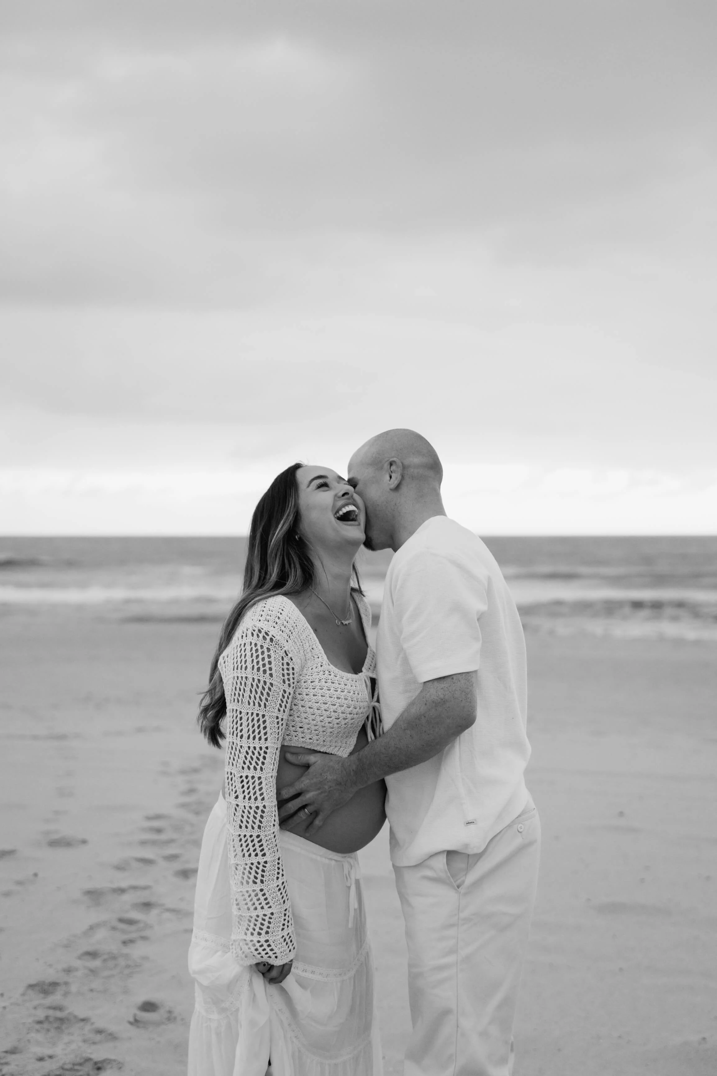 A dreamy sunrise Maternity Session in Maroubra