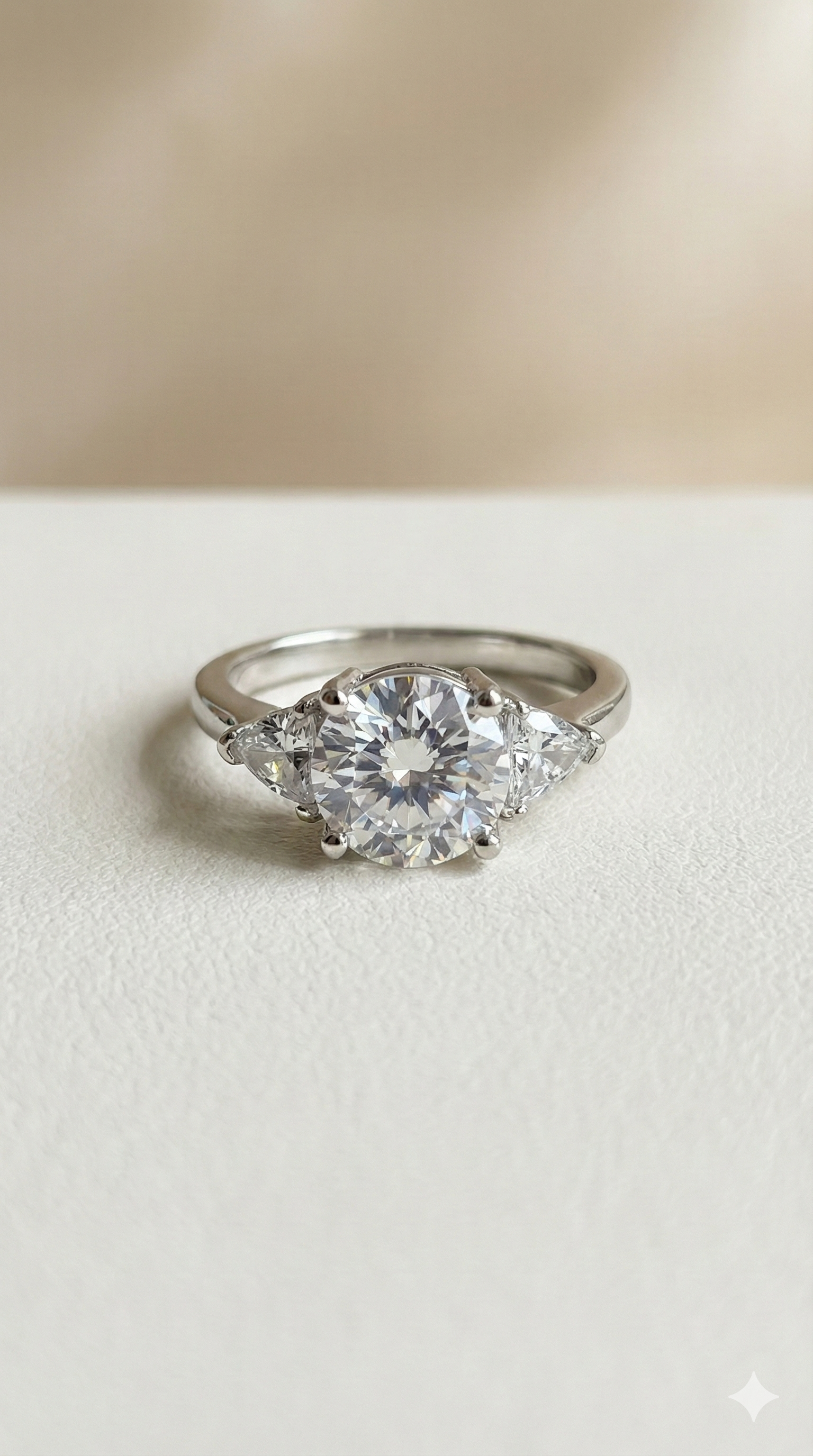 Anel Solitário Trilogia Moissanite