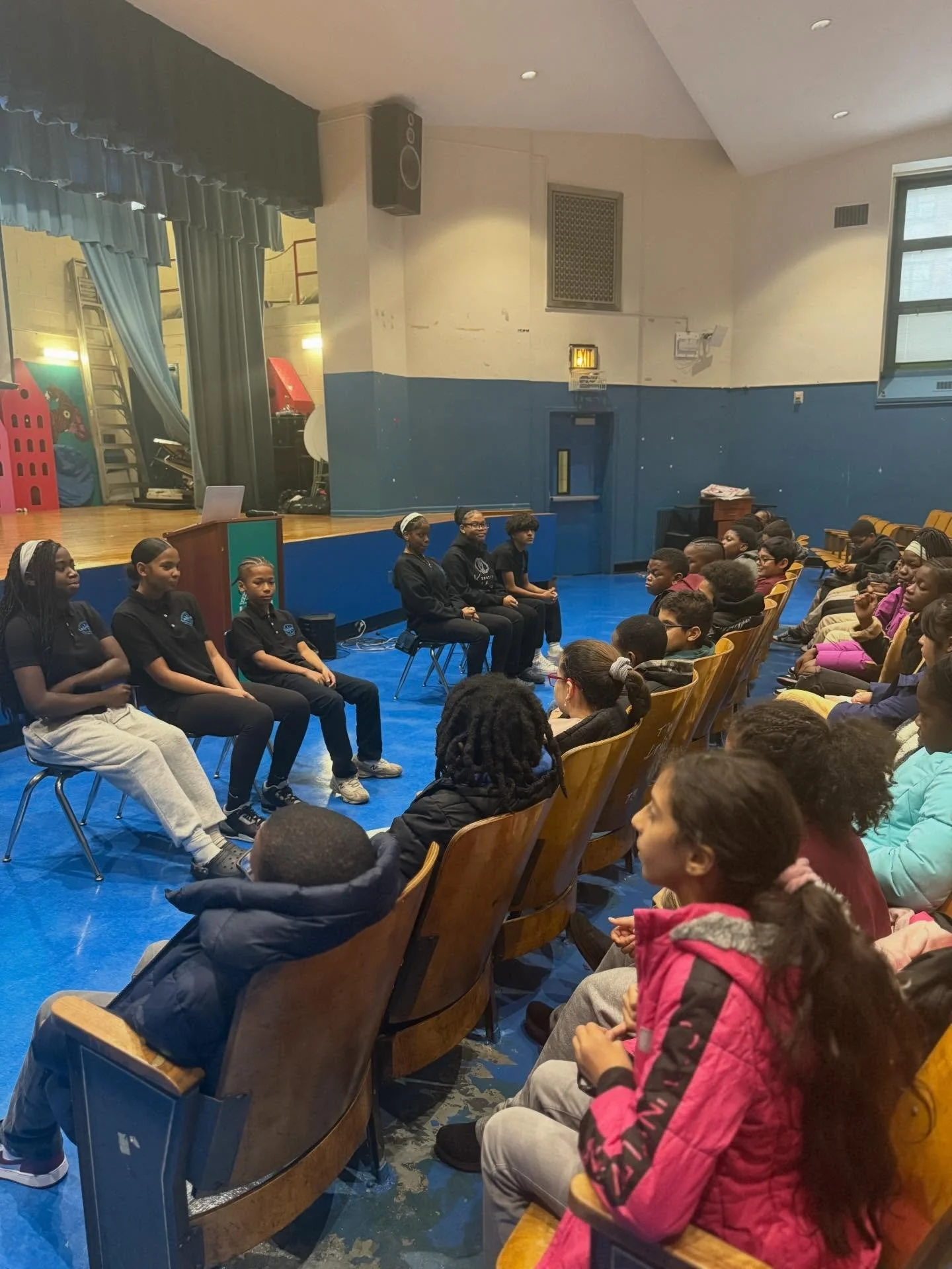 Launch puts students at the center! We love hosting school groups so that our ambassadors and alumni of that school can share what makes Launch special.  Student perspective is everything!