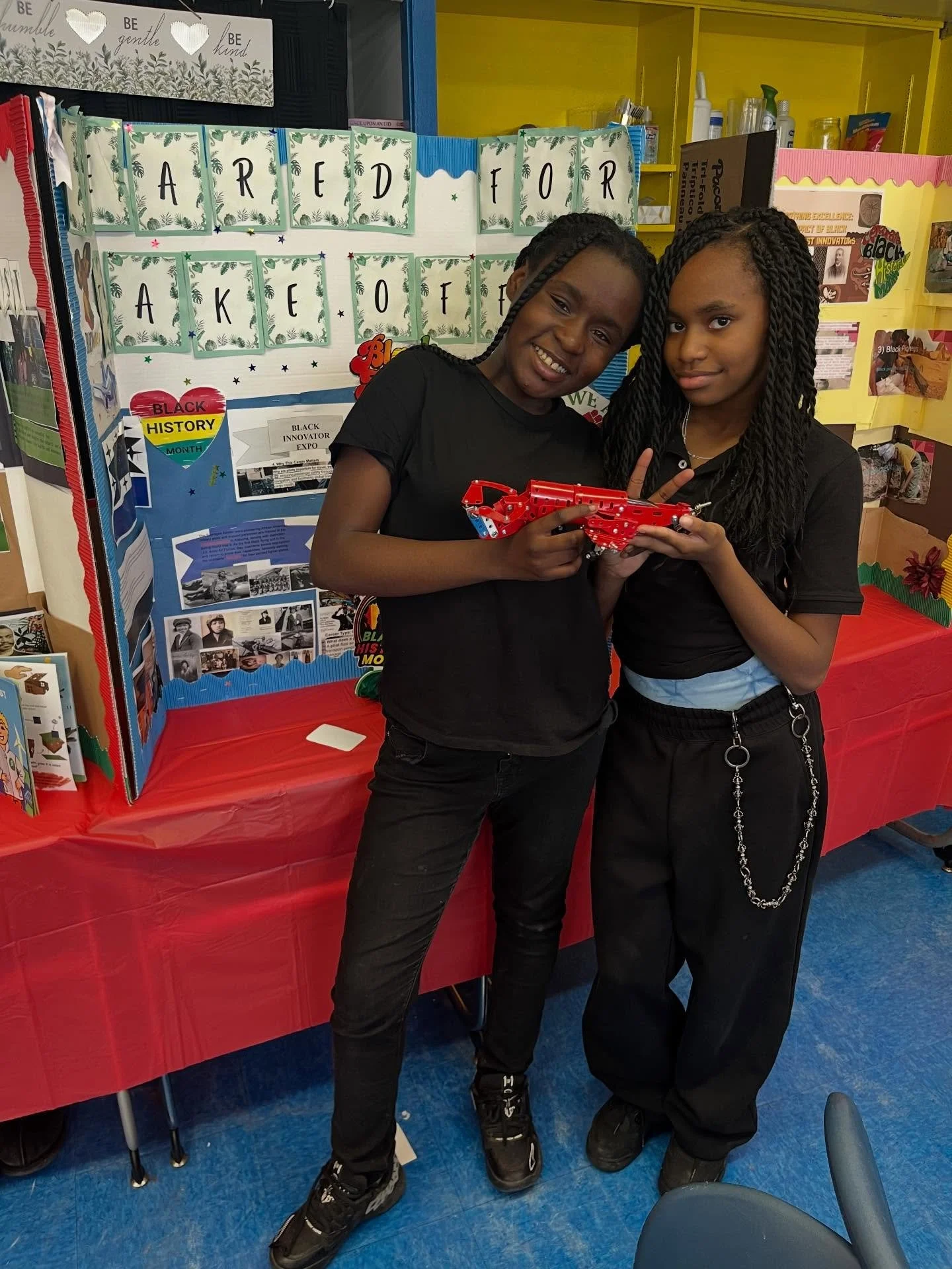 Let&rsquo;s hear it for our MS classes&rsquo; Black Innovator Expo! Students crafted inventions and presented them in a Shark Tank-style showcase to celebrate Black excellence across STEM fields 🩺🚀📏💡