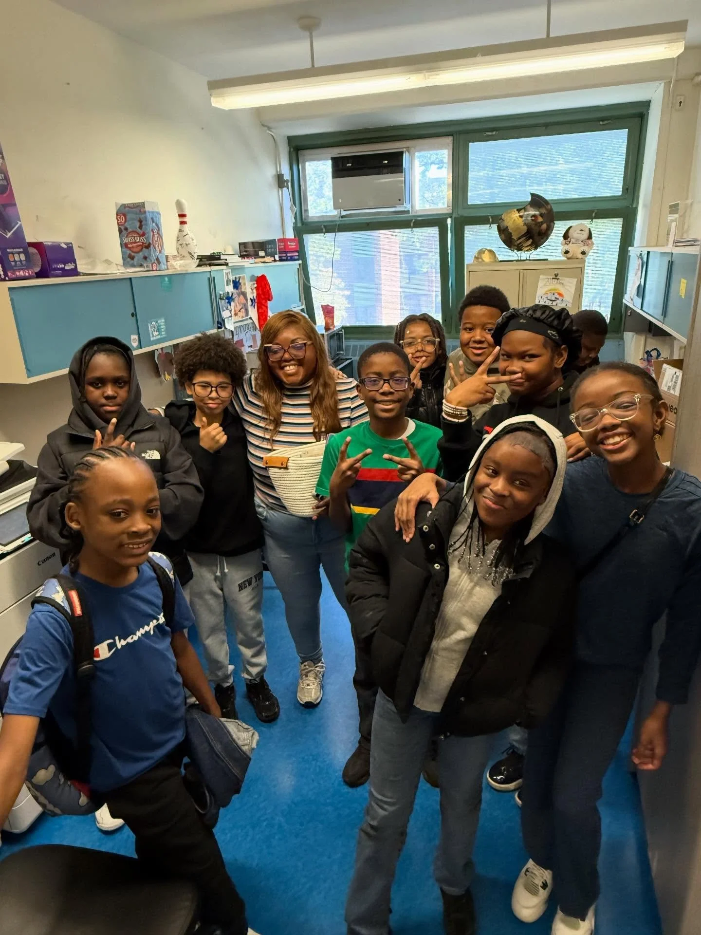 Join us in wishing a very happy Principal Appreciation Day to Ms. Kenlock! Thanks for all you do to make the Launch community a special place 🩵🤍💙 swipe to see why some of our students appreciate her! 

Comment below to share your love for Principa
