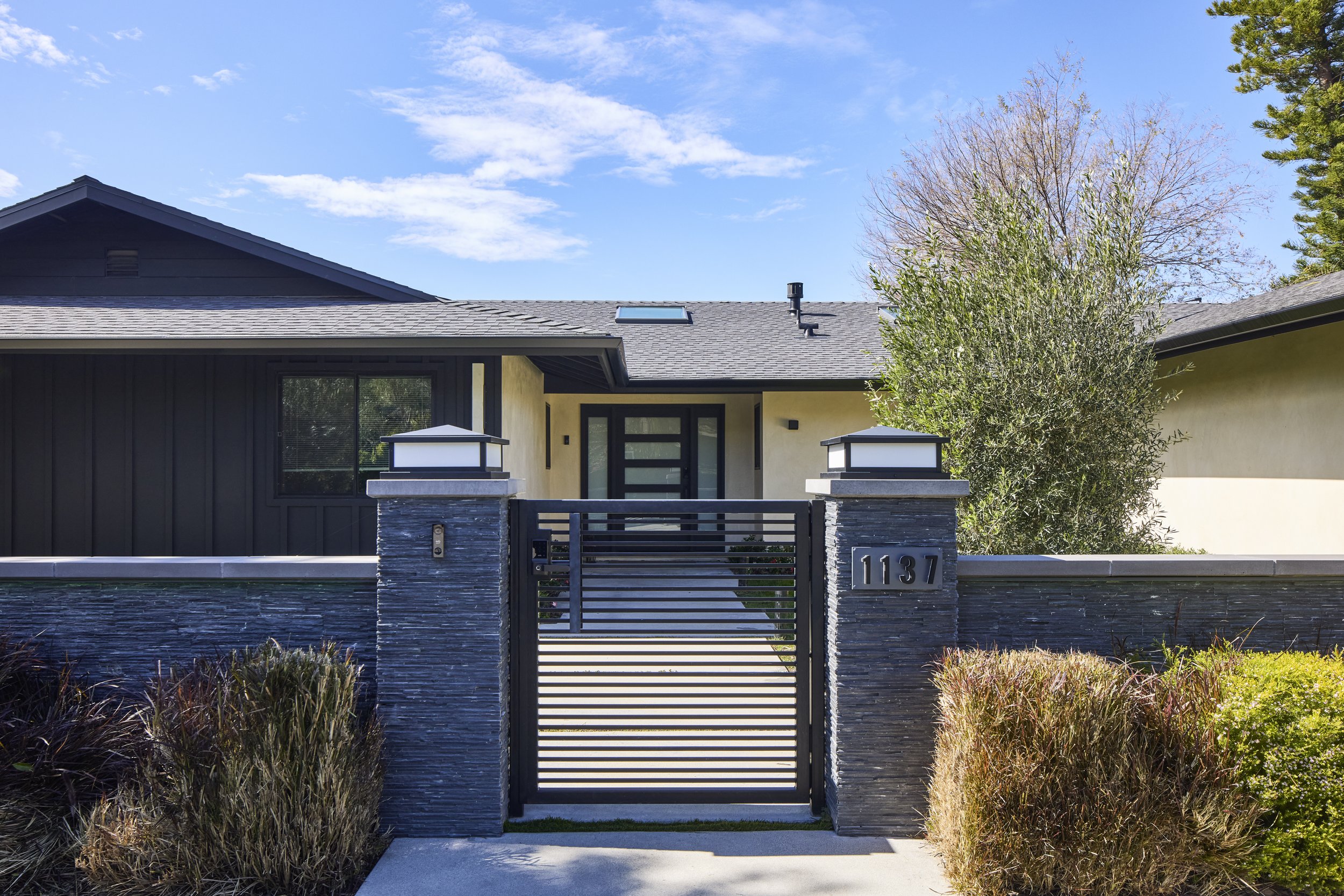 Dan Built Inc - Thousand Oaks - 02.jpg