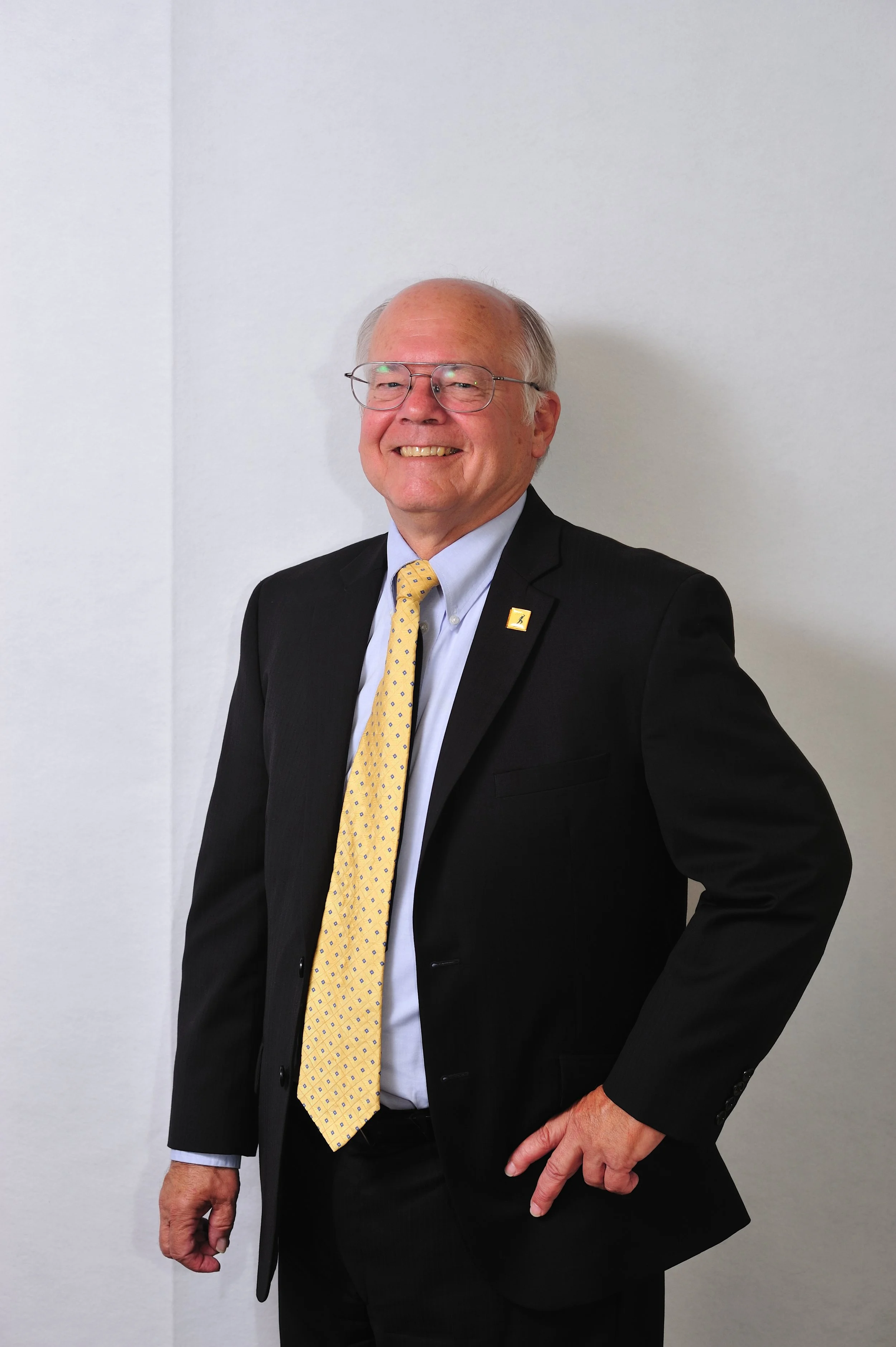 Walnut Creek Library Foundation Mourns the Passing of Board Member Ward Pynn