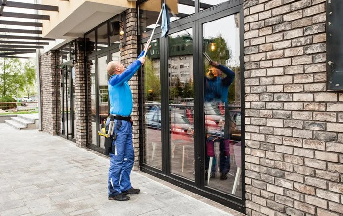 window cleaning 5.jpg