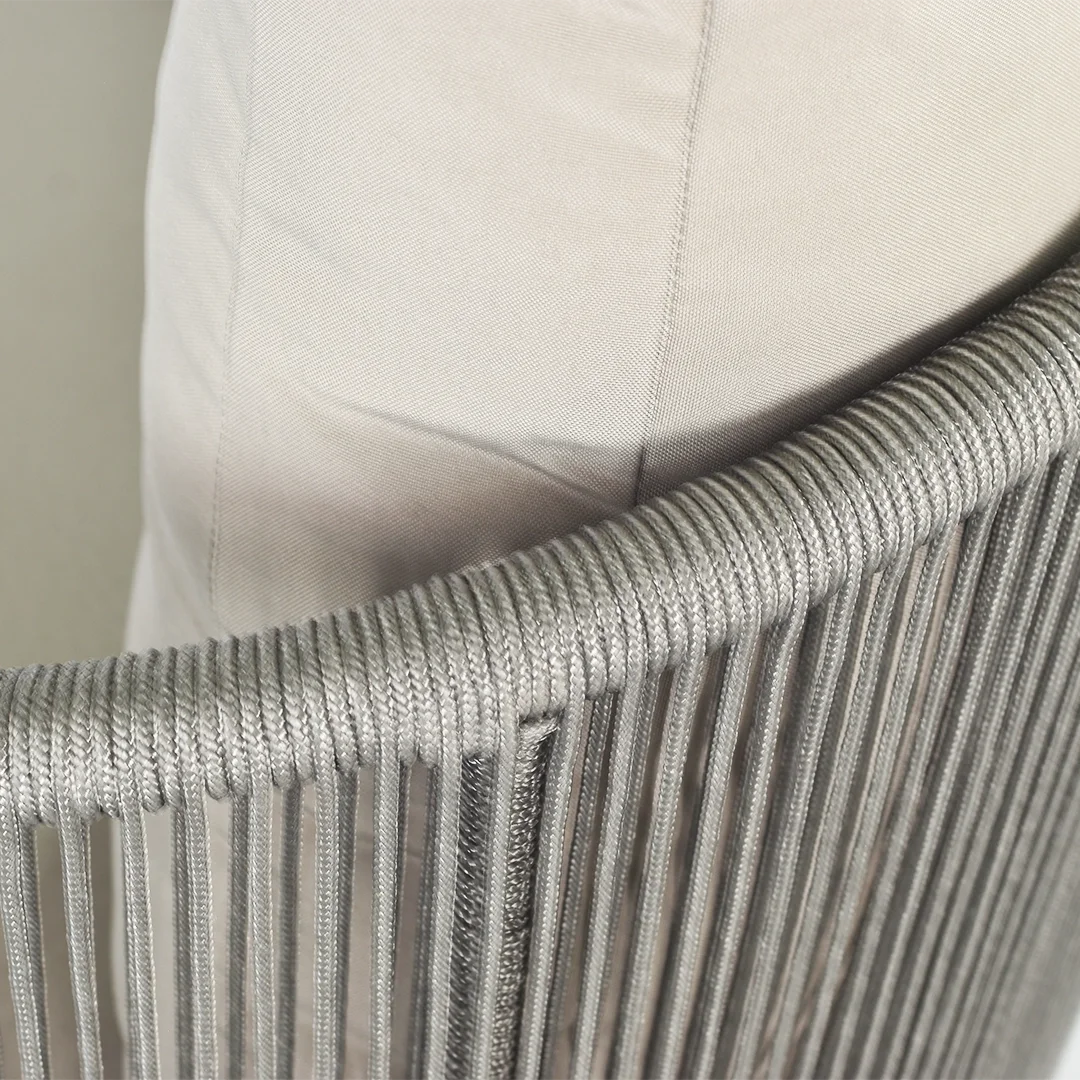 mainz sofa 2 detail.webp