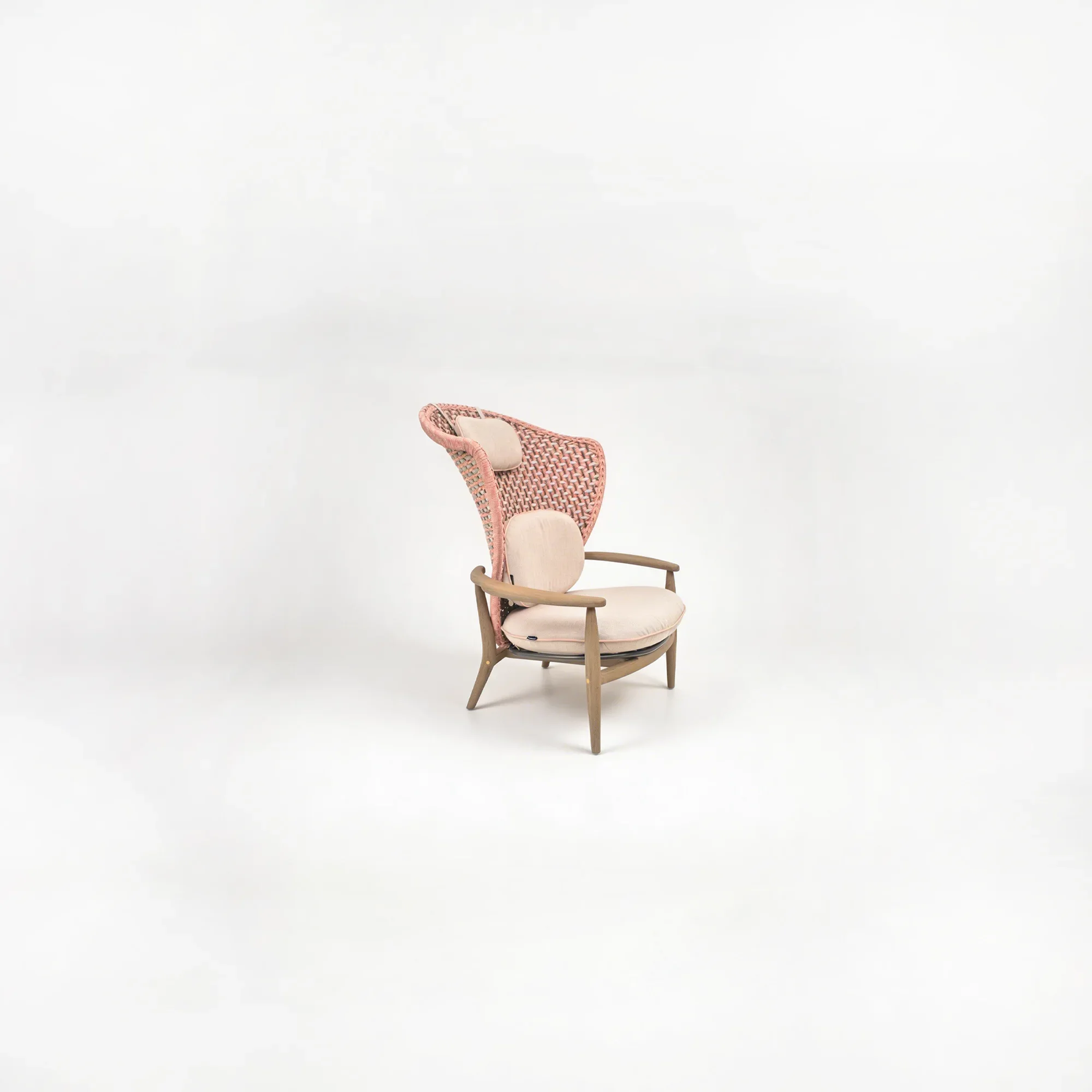 lounge chair a.webp