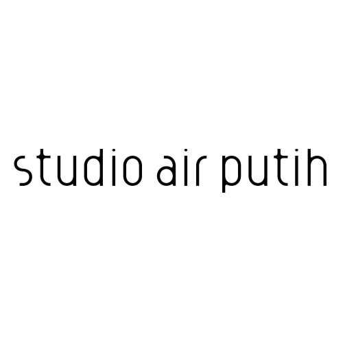 Text that reads 'studio air putih' on a white background.