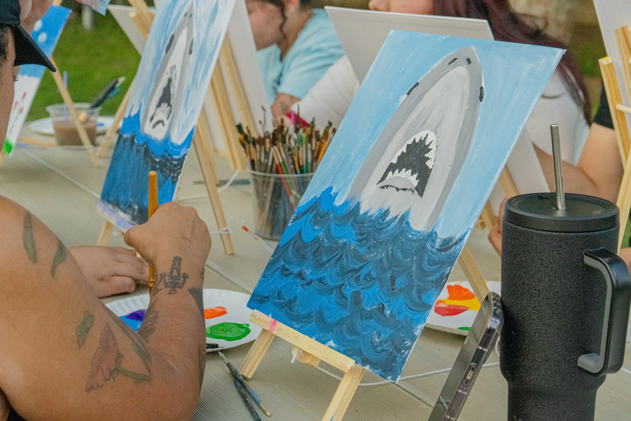 Children enjoying a mobile paint party  a top-rated kids’ activity and birthday event in Ventura County, Westlake Village, and Newbury Park.