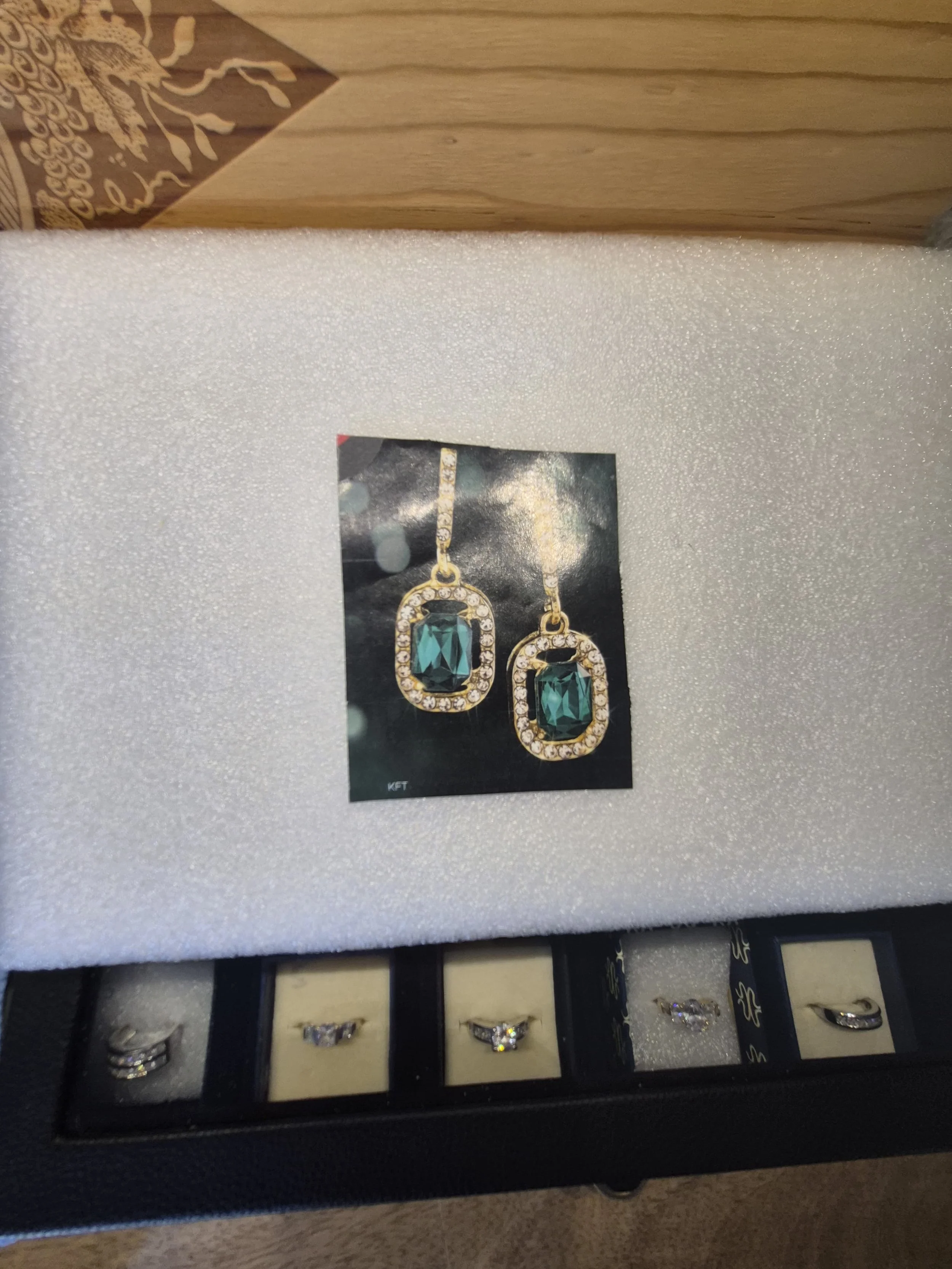 ER-007-E: Green/white stones earrings $ 62. LL